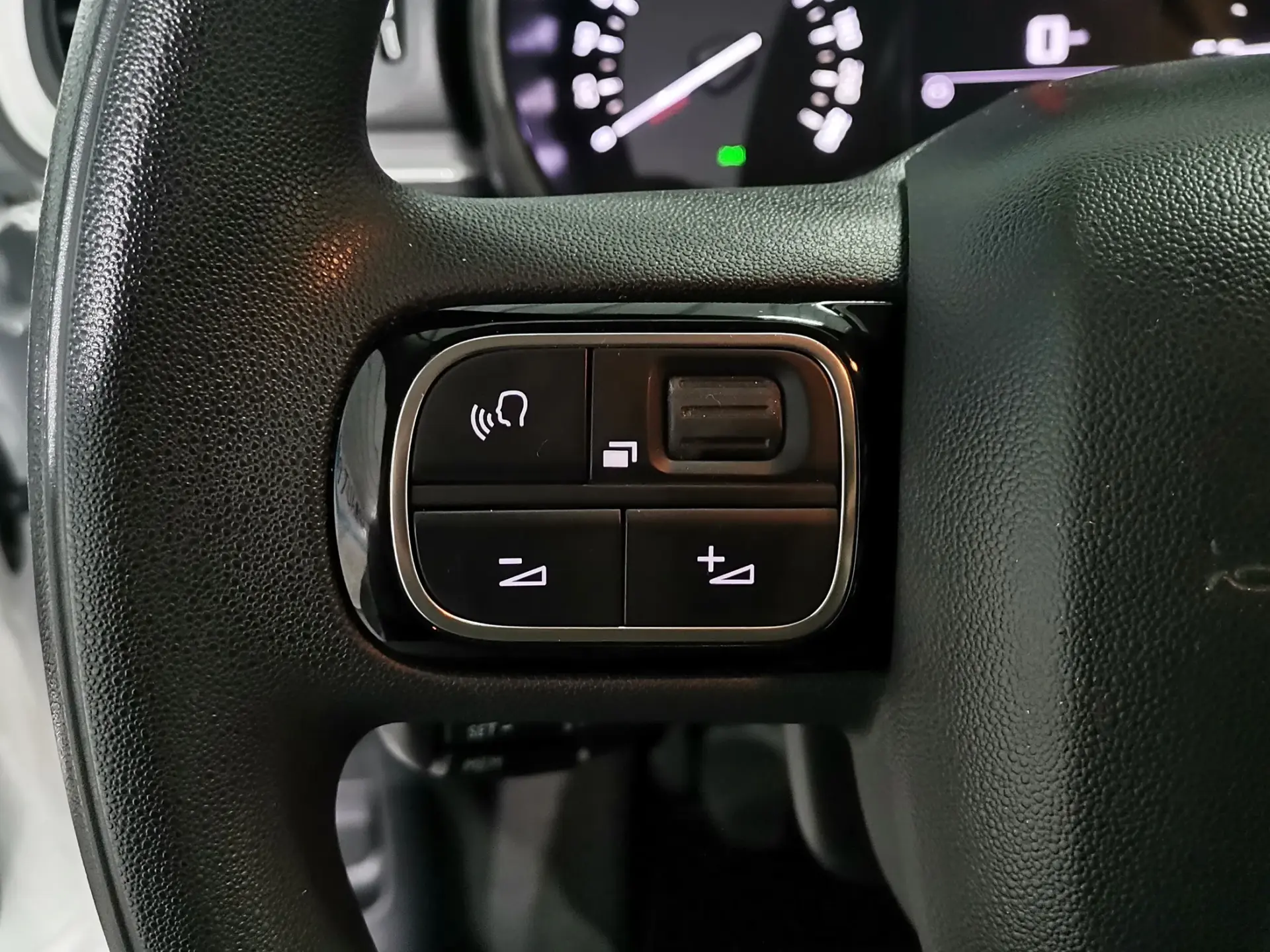 Citroën C3 1.2 PureTech Feel 18