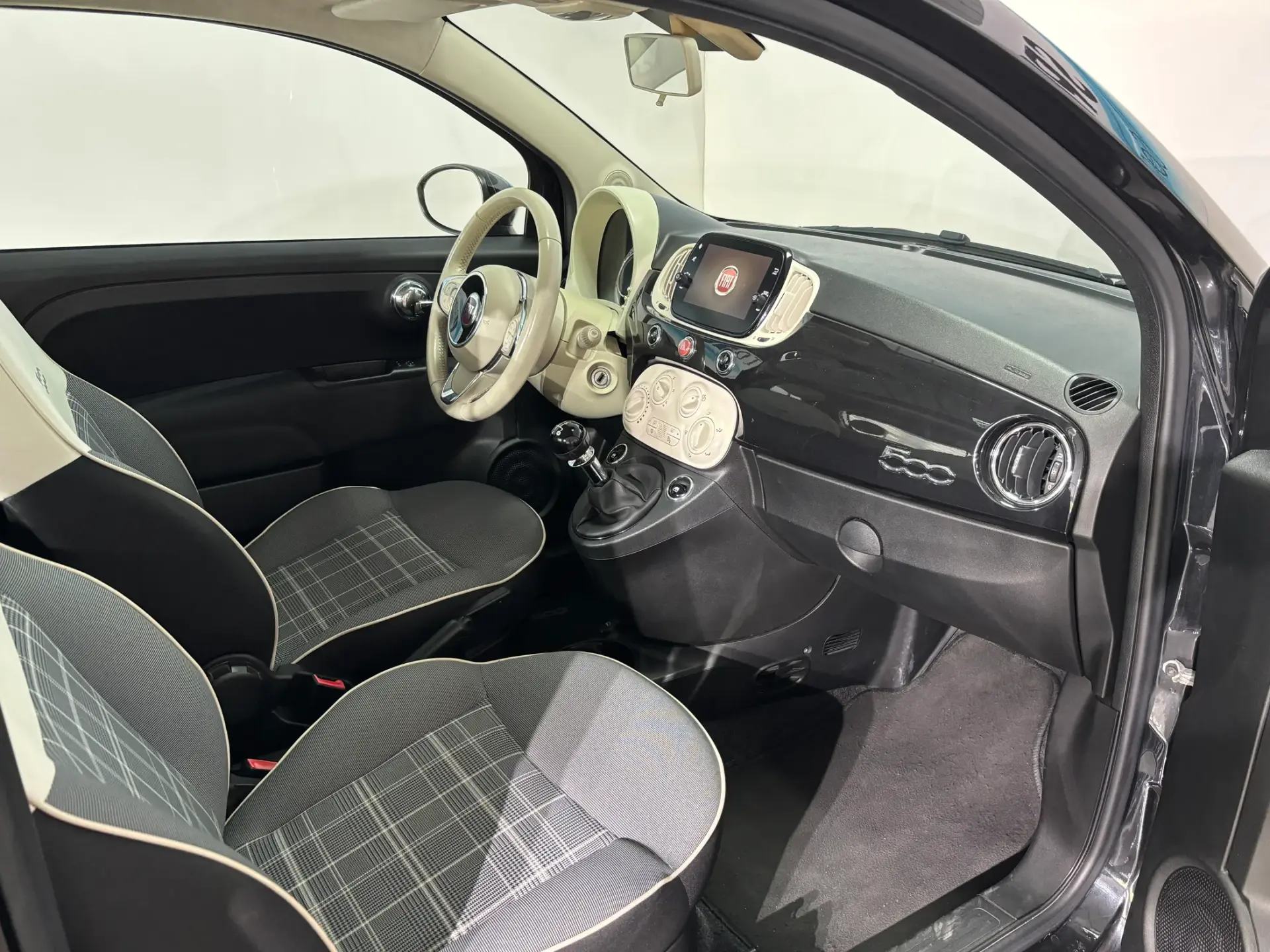 Fiat 500 1.2 Lounge 9
