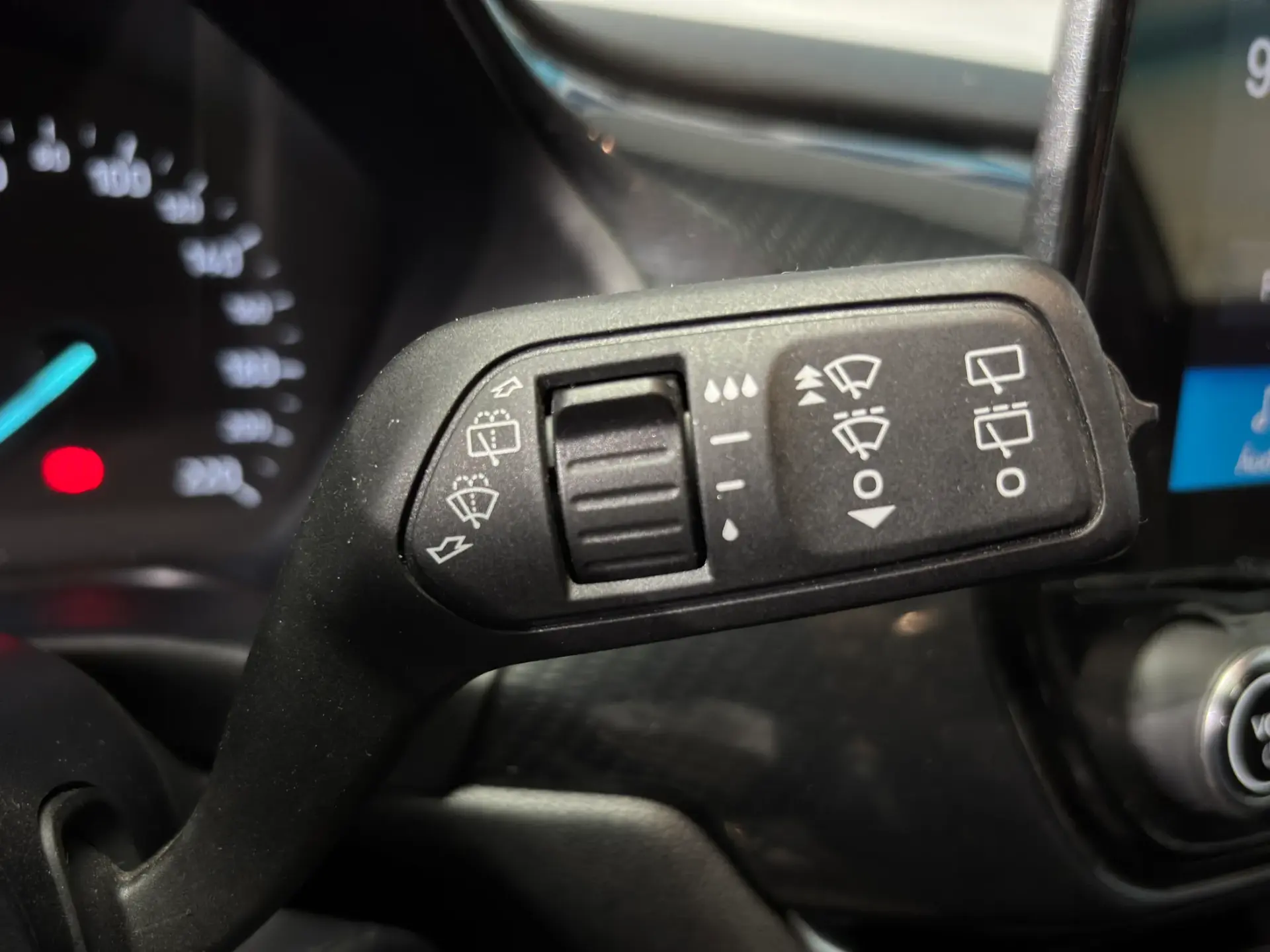 Ford Puma 1.0 EcoBoost MHEV Titanium Design 21