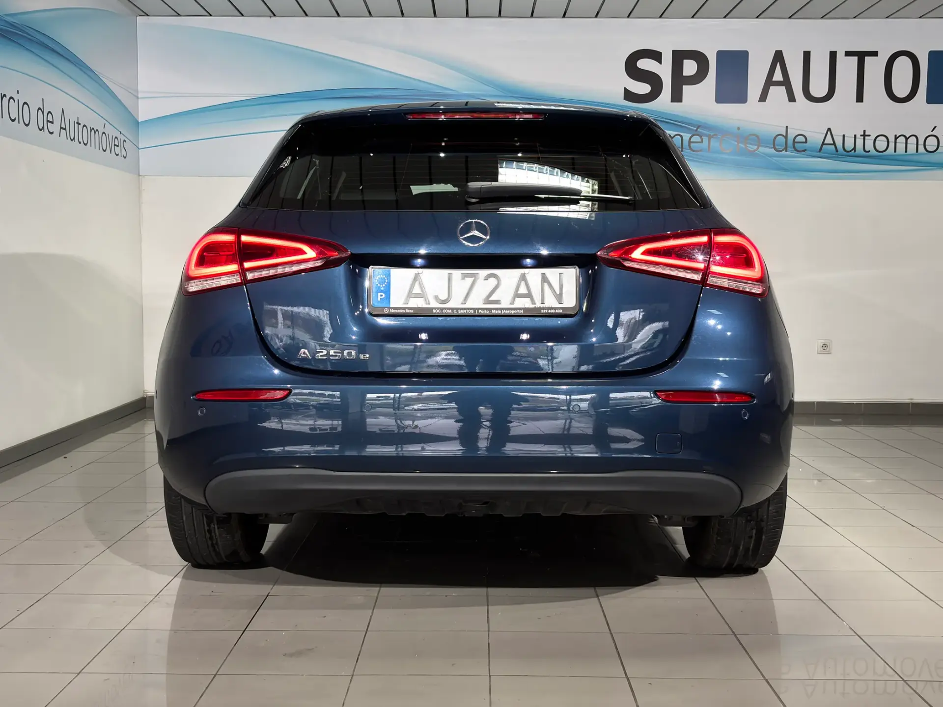 Mercedes-Benz A 250 e Style Plus 6