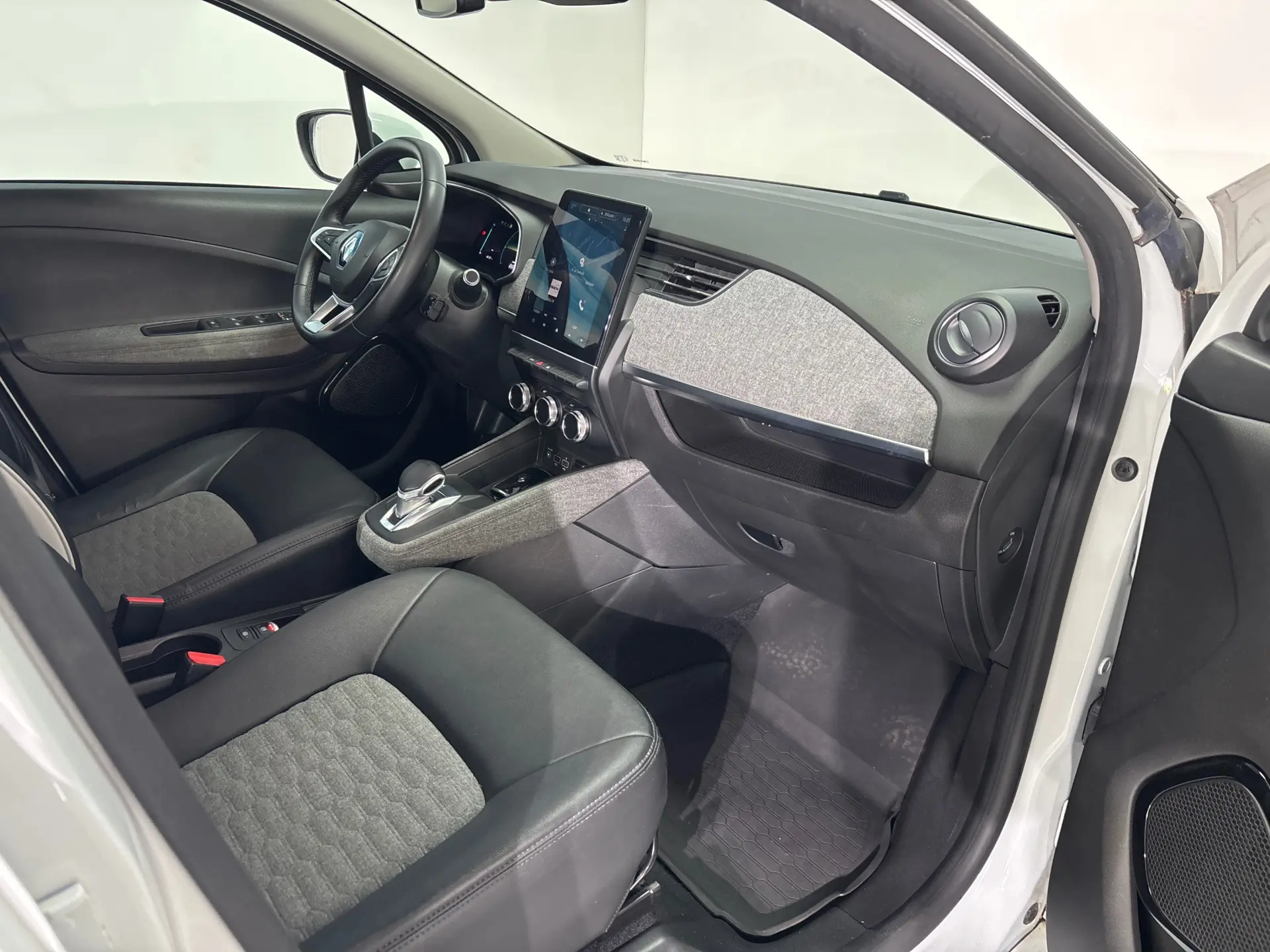 Renault Zoe (c/ Bateria) Exclusive 50 9