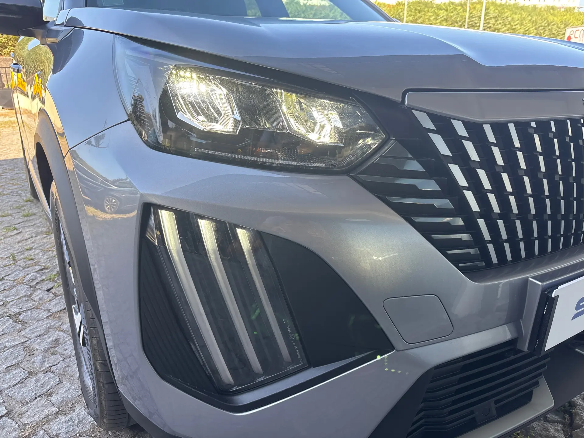 Peugeot 2008 Hybrid 145 e-DSC Allure 25