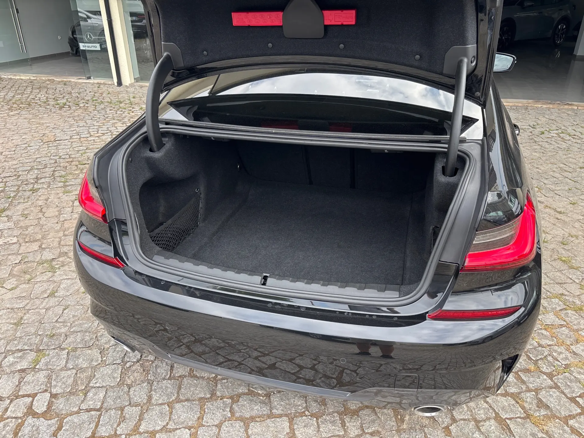 BMW 320 d Pack M Auto 28