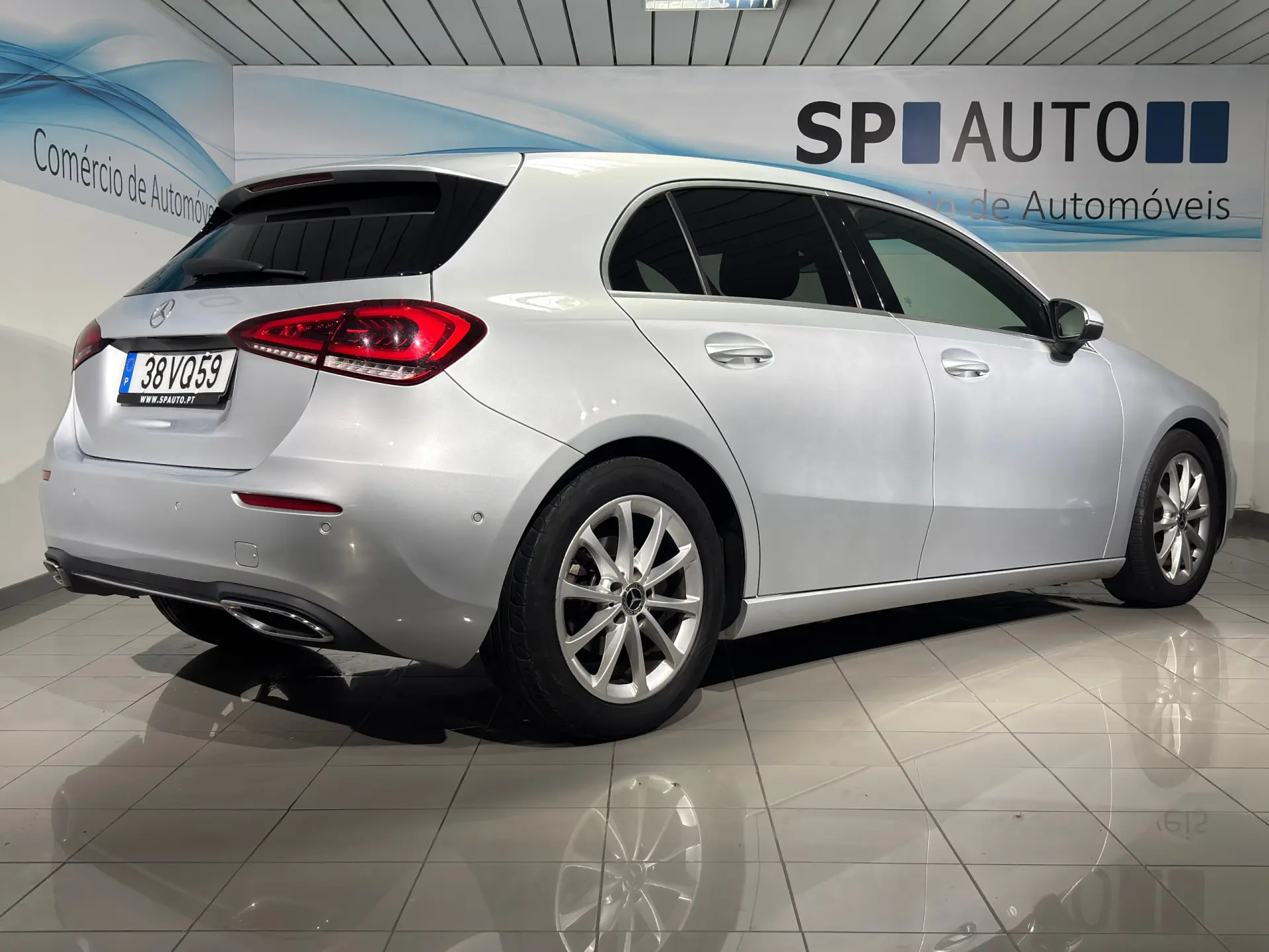 Mercedes-Benz A 180 d Progressive Aut. 5