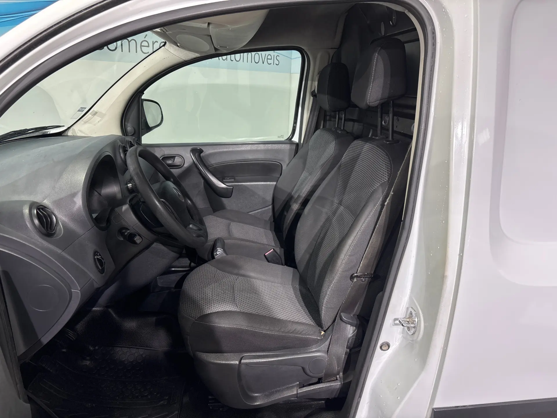 Mercedes-Benz Citan 2 lugares 8