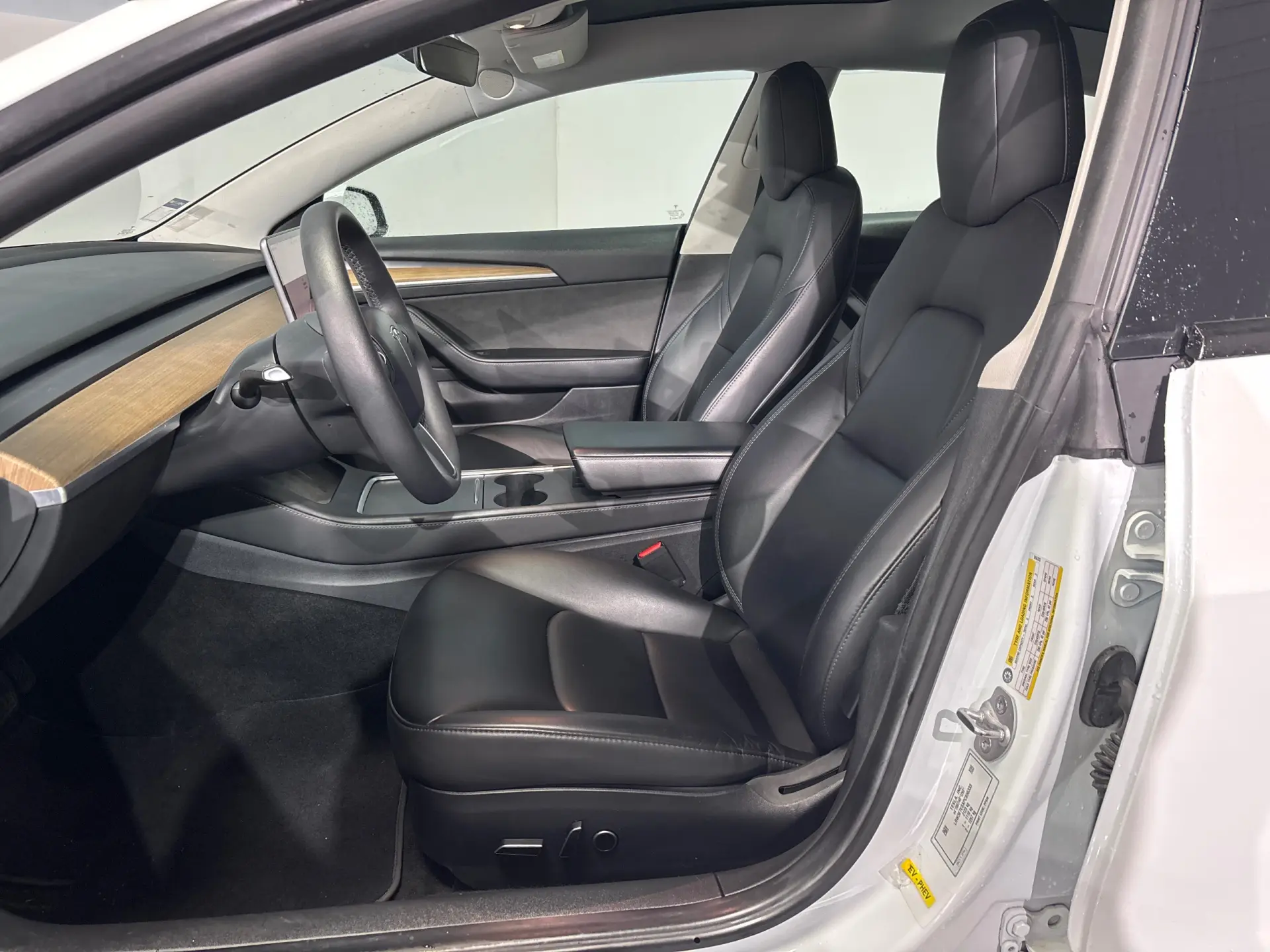 Tesla Model 3 Long Range Tração Traseira 8