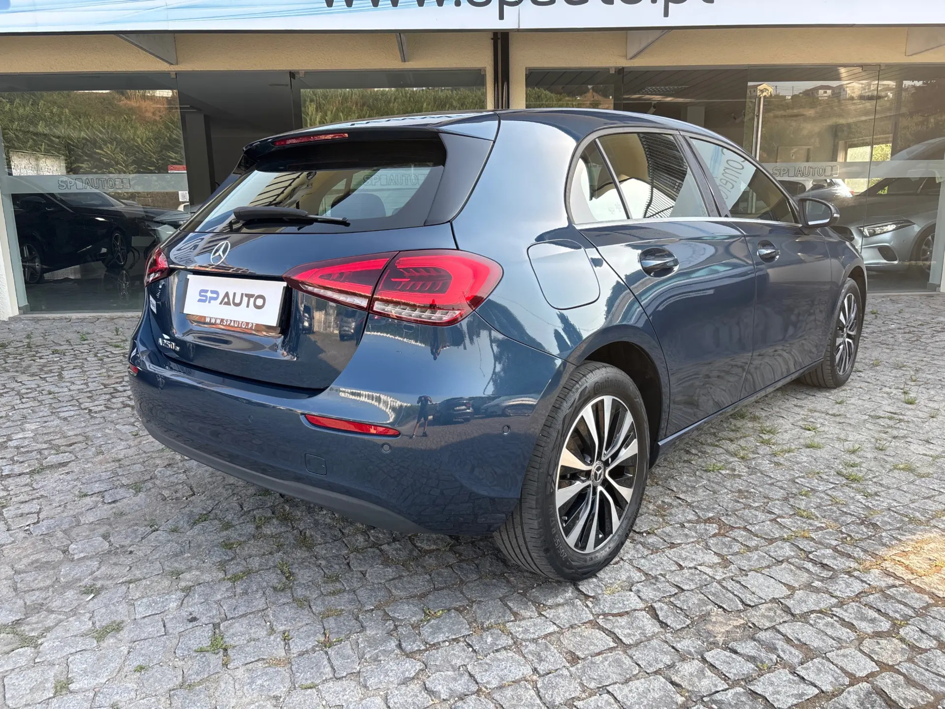 Mercedes-Benz A 250 e Style Plus 5