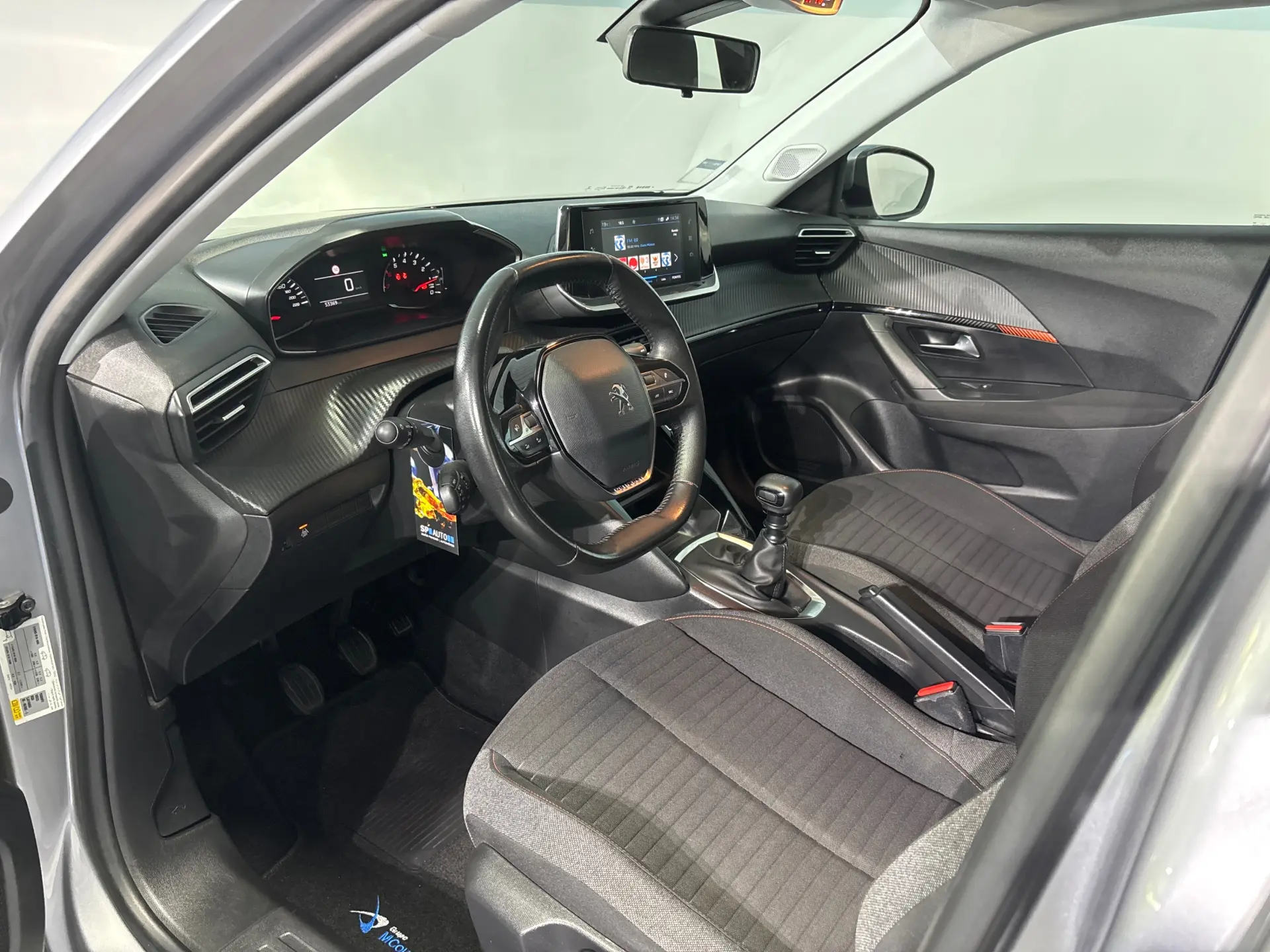 Peugeot 2008 1.2 PureTech Active 8