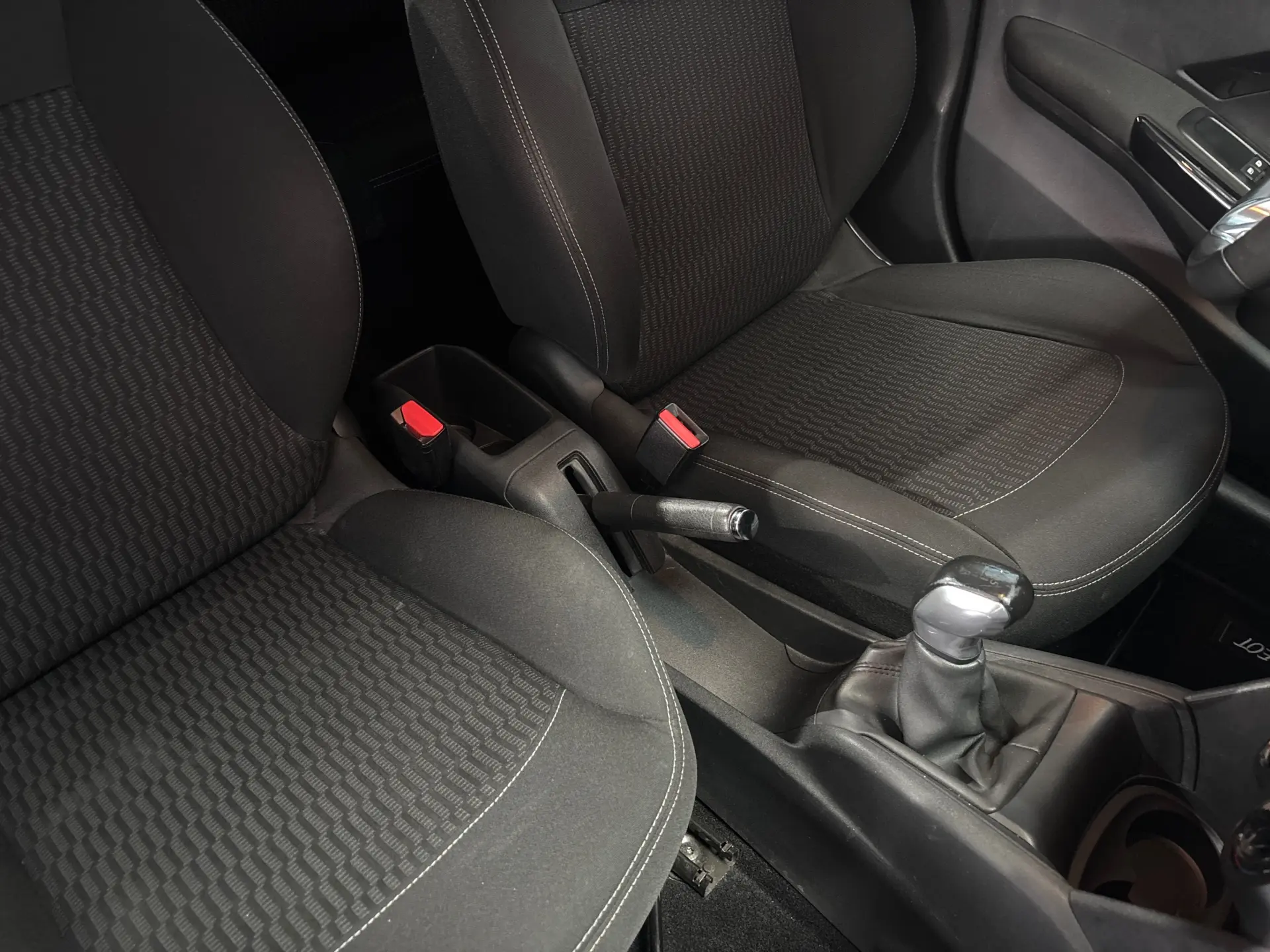 Peugeot 208 1.6 BlueHDi Active 16