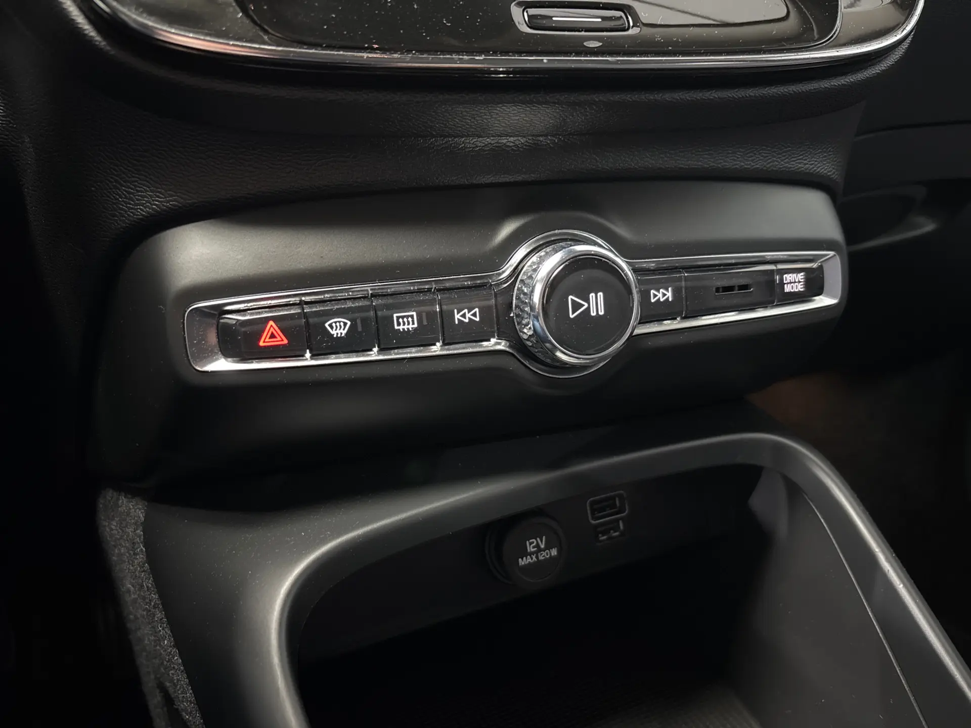 Volvo XC 40 1.5 T5 PHEV Inscription Expression 16