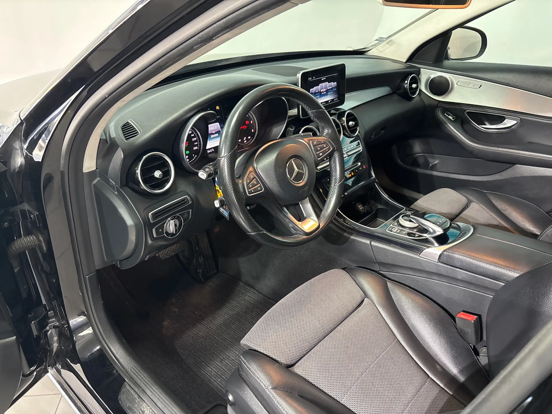 Mercedes-Benz C 200 BlueTEC Avantgarde Aut. 8