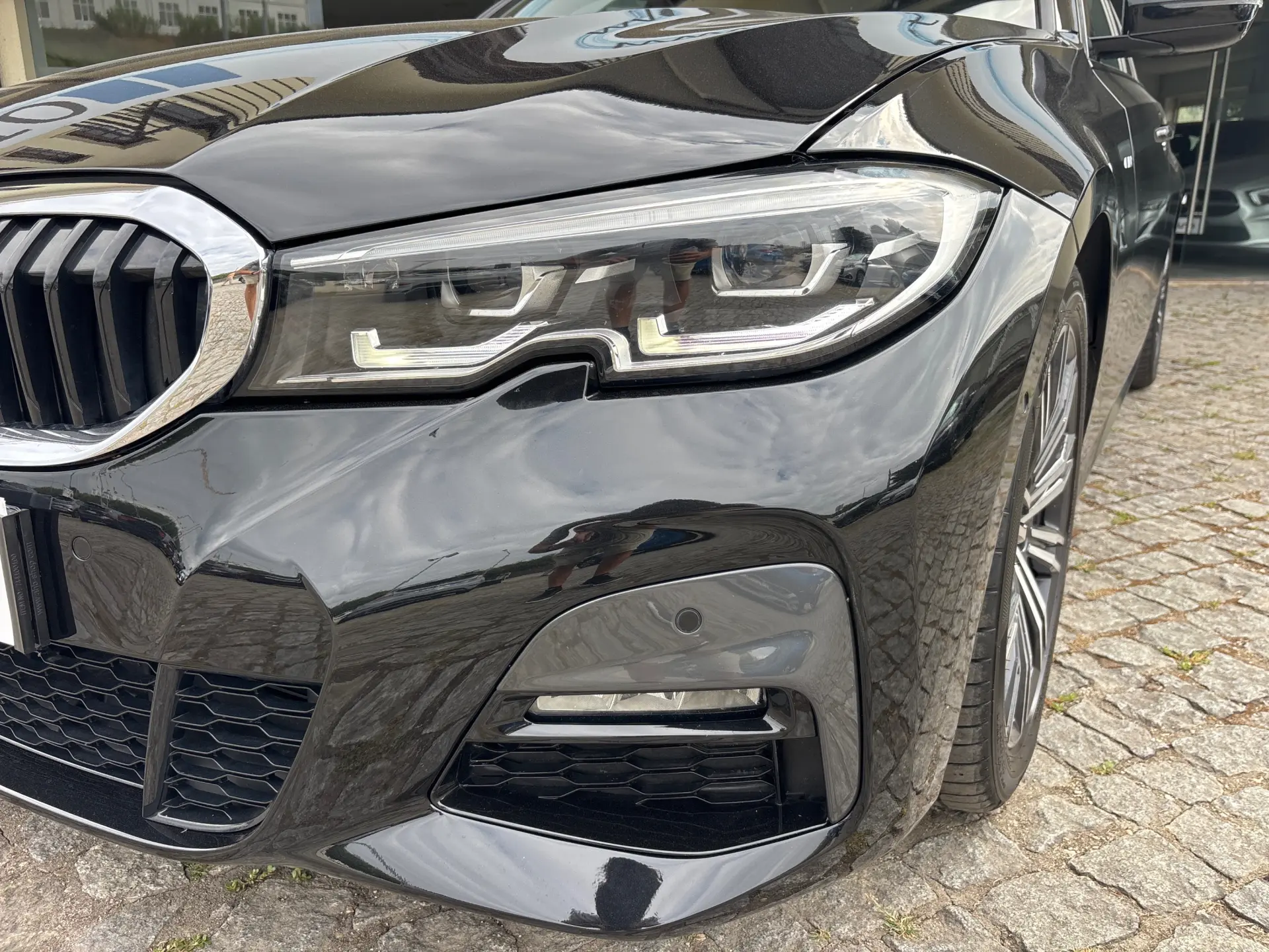 BMW 320 d Pack M Auto 26