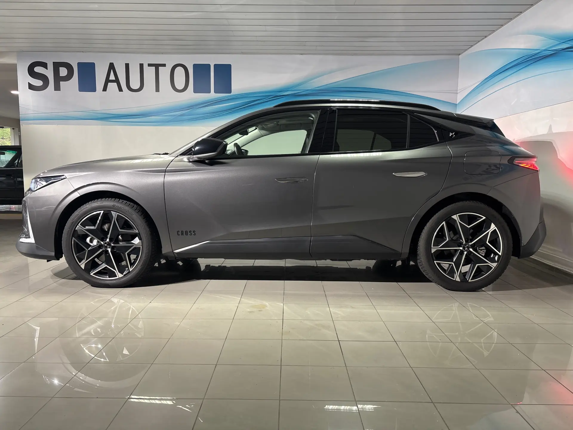 DS DS4 E-Tense Rivoli Cross EAT8 4