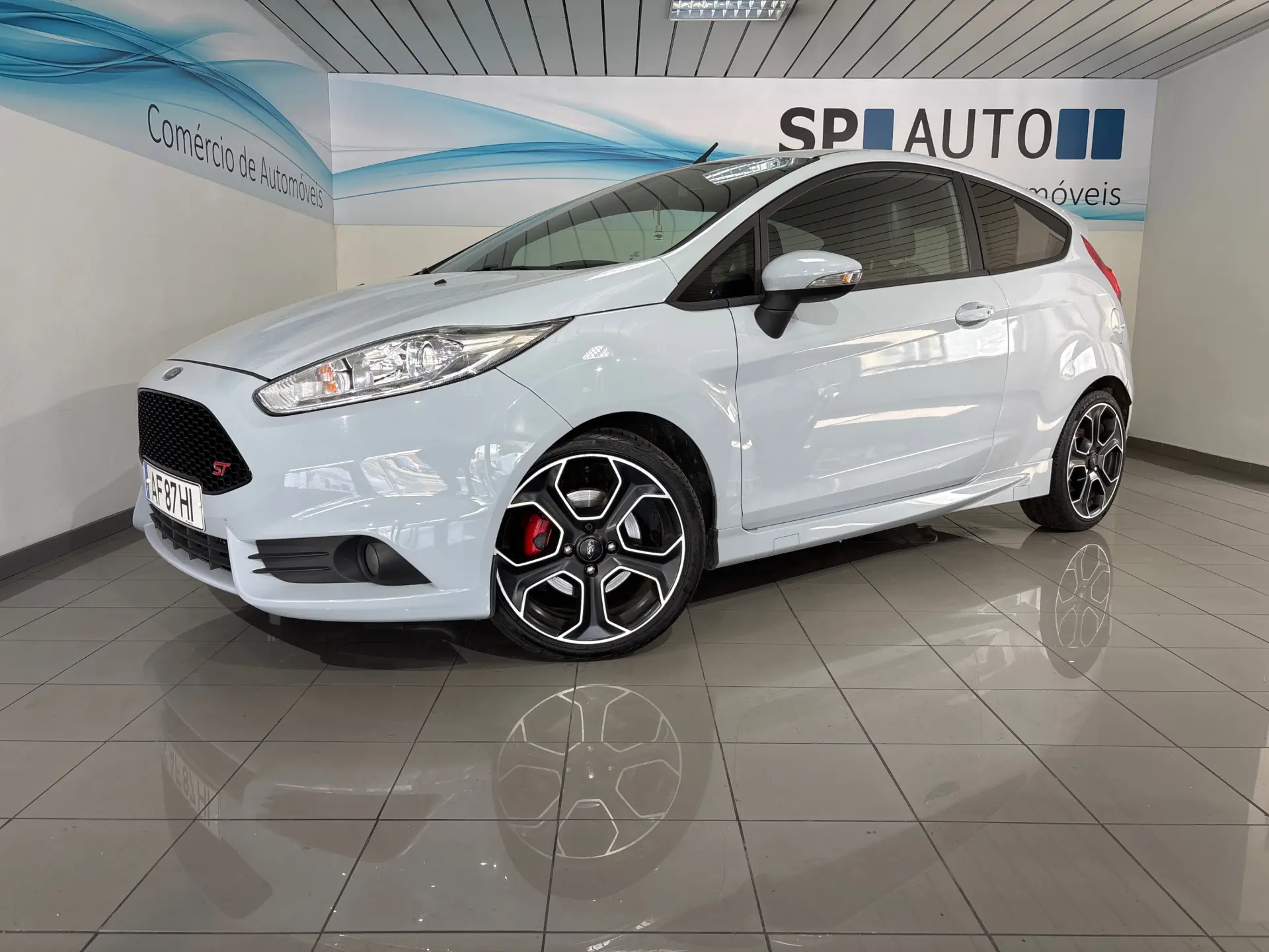 Ford Fiesta 1.6 EcoBoost ST200 1