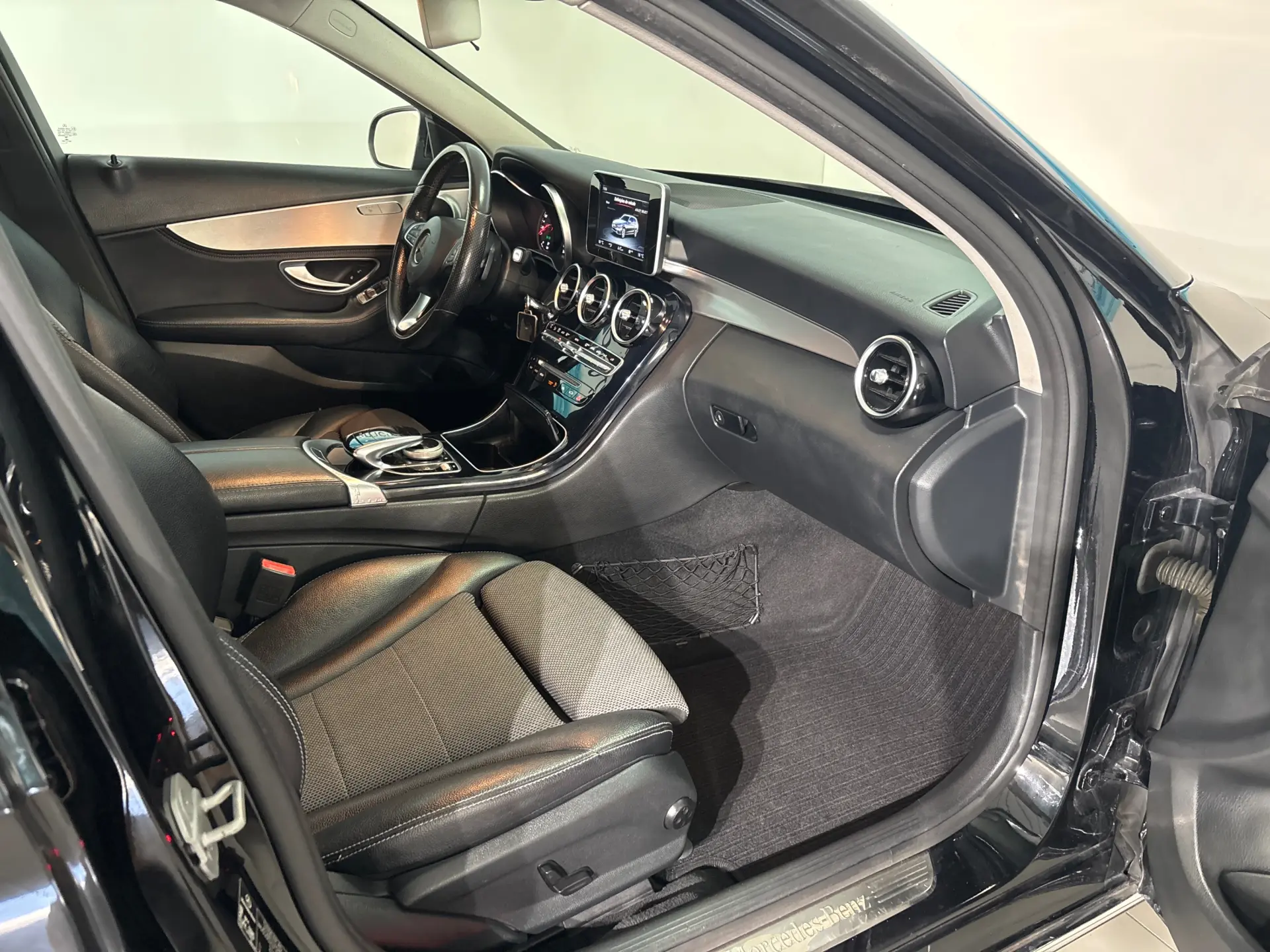 Mercedes-Benz C 200 BlueTEC Avantgarde Aut. 9