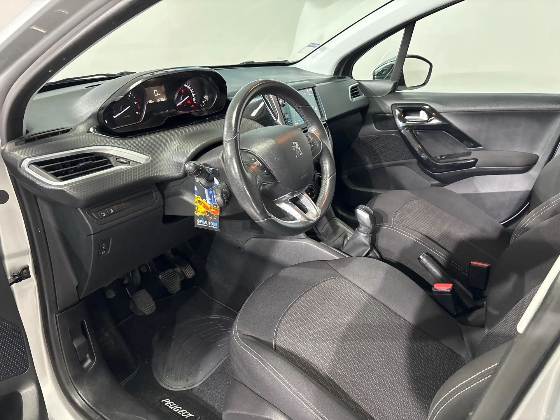 Peugeot 208 1.6 BlueHDi Active 7