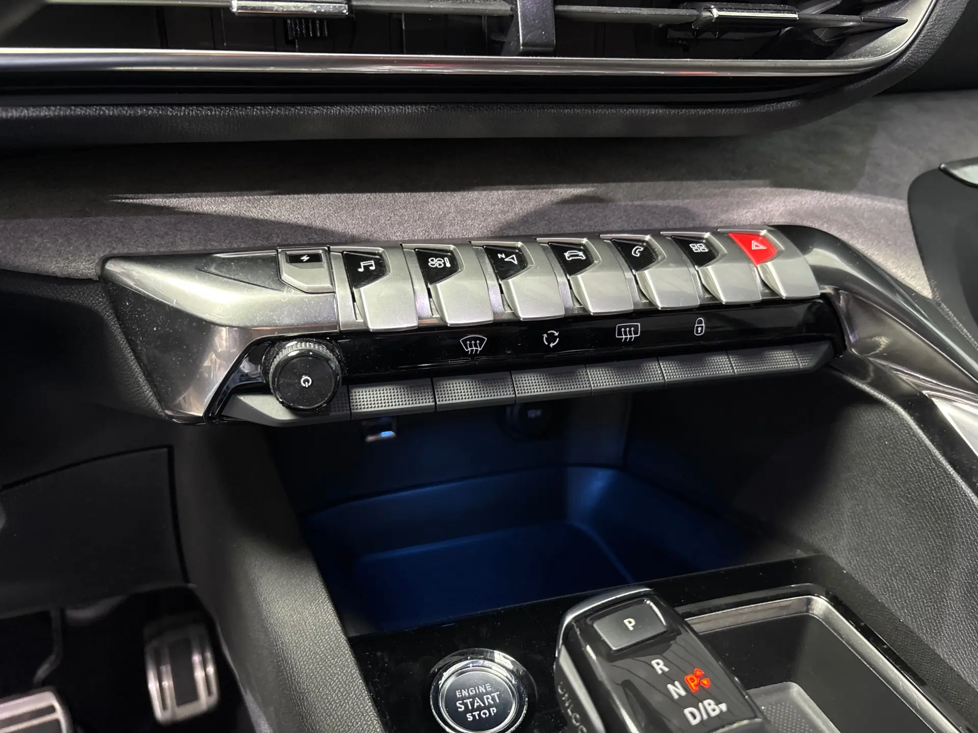 Peugeot 3008 1.6 Hybrid GT Line e-EAT8 15