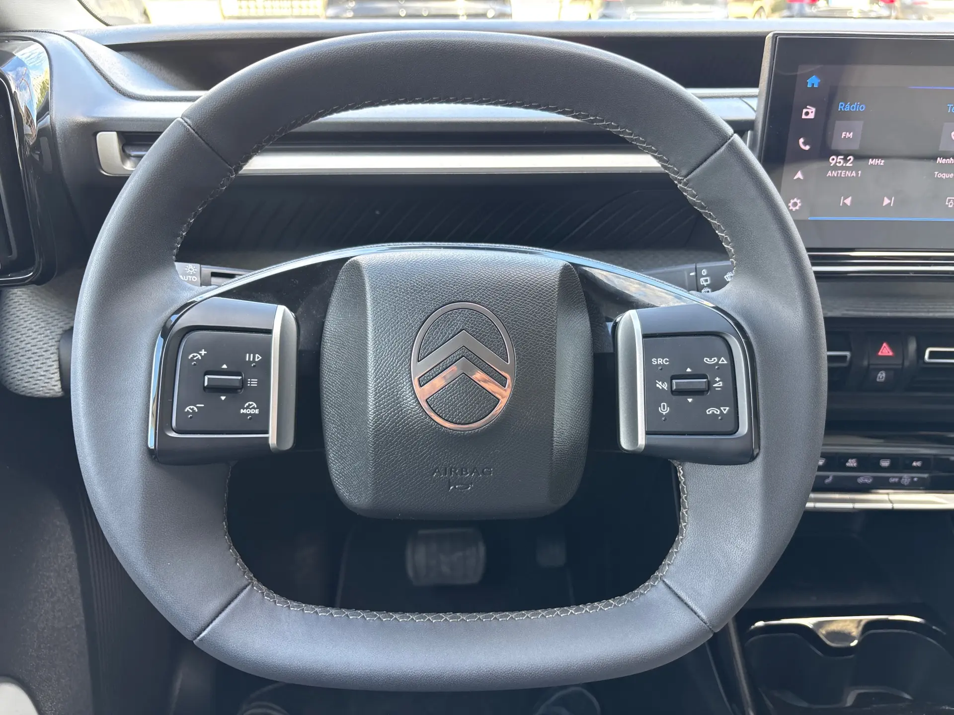 Citroen e-C3 44 kWh Autonomia Conforto Max 18