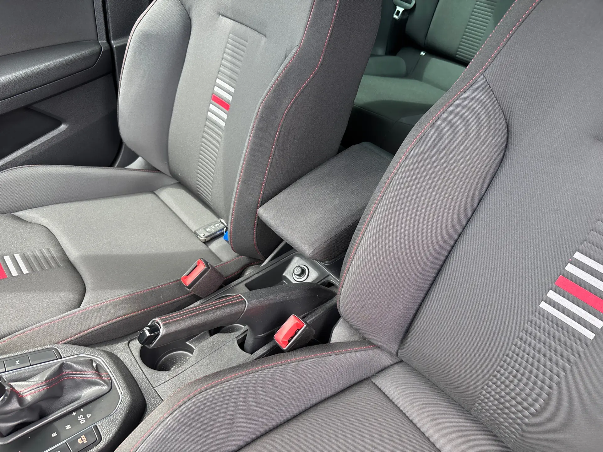 SEAT Ibiza 1.0 TSI FR DSG 17