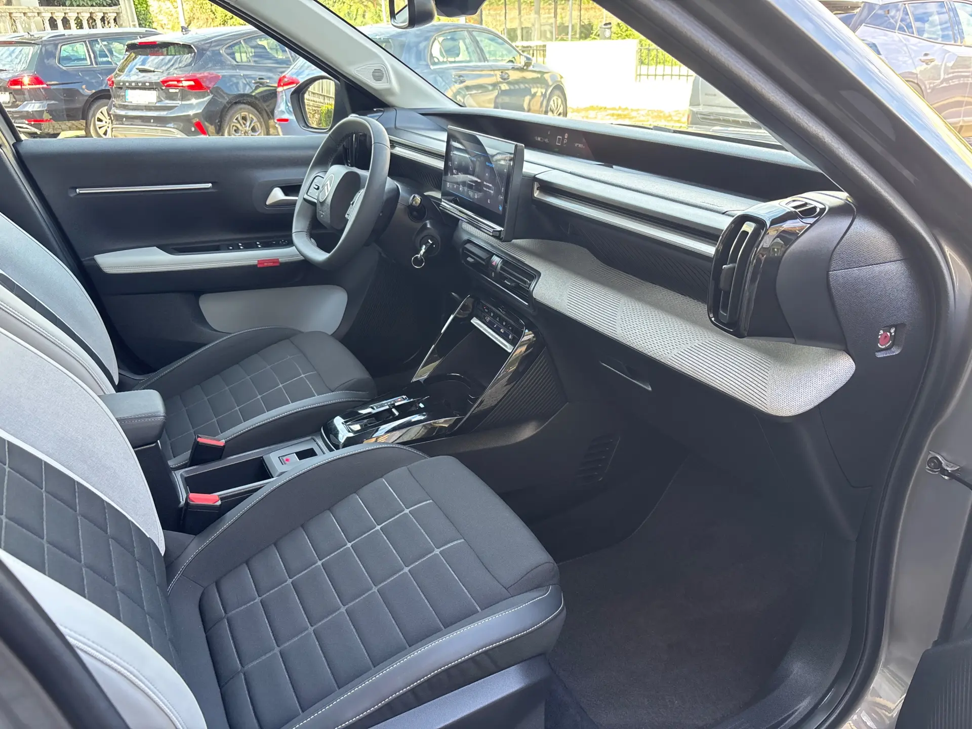 Citroen e-C3 44 kWh Autonomia Conforto Max 9