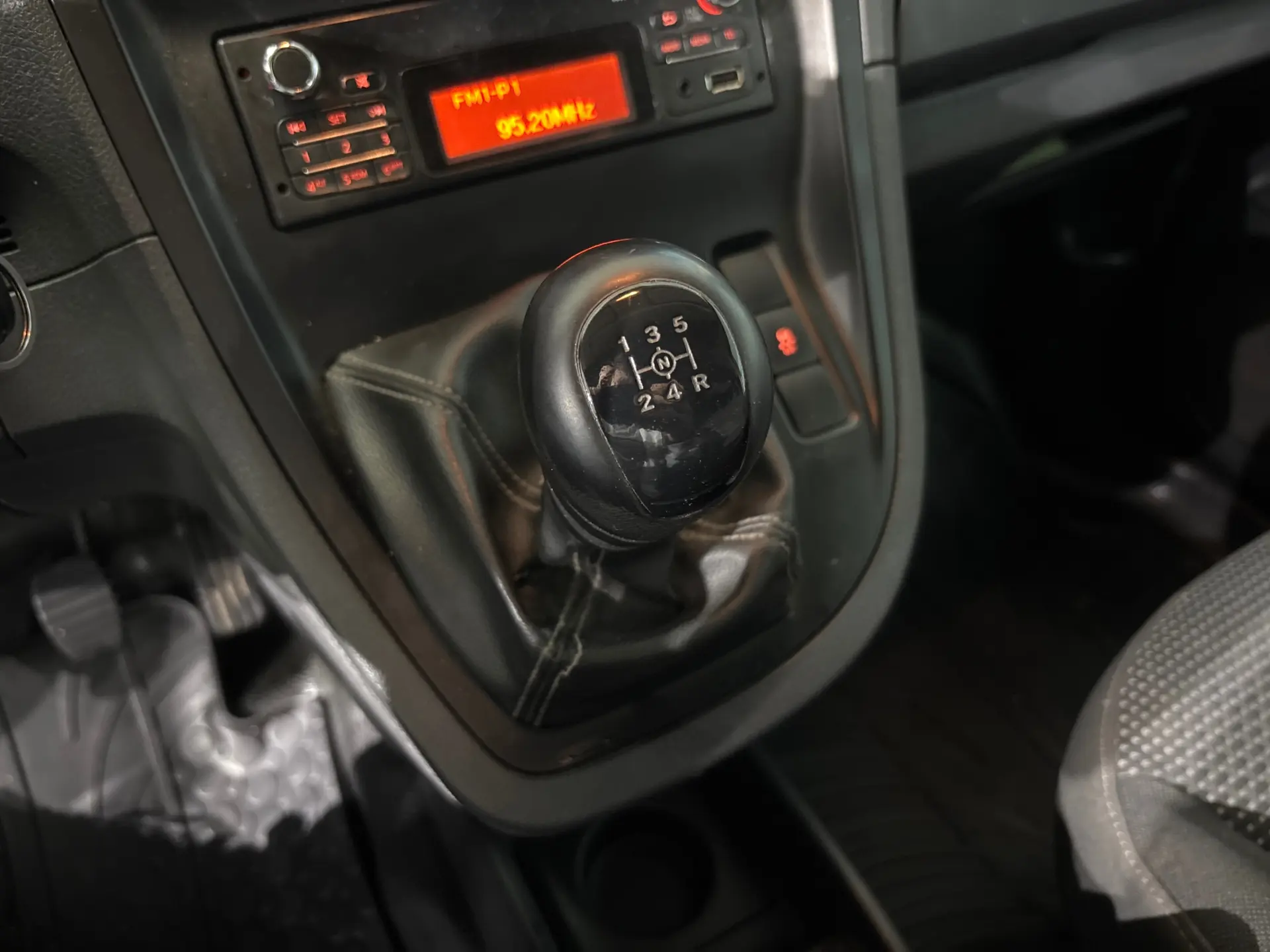 Mercedes-Benz Citan 2 lugares 11