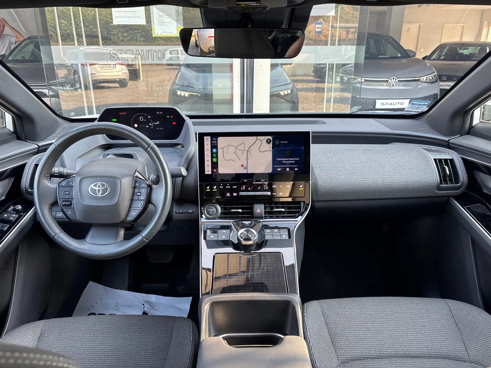 Toyota bZ4X 71,4 kWh Lounge 2
