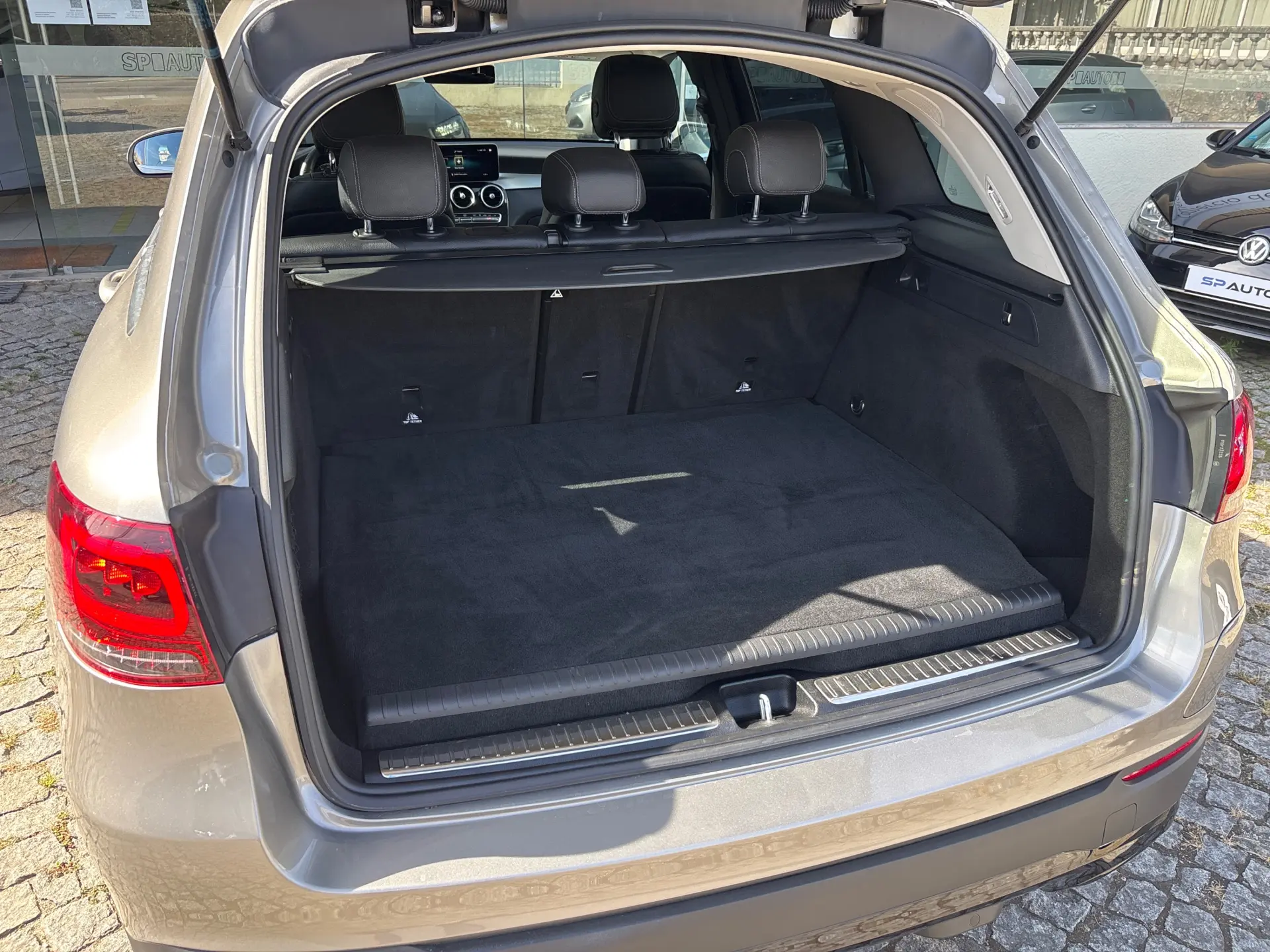 Mercedes-Benz GLC 300 e 4Matic 31