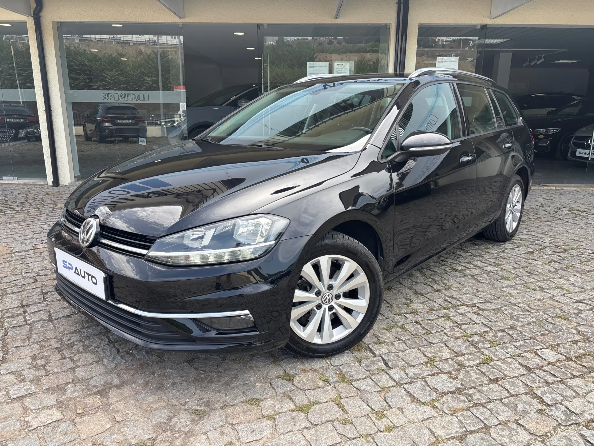 Volkswagen Golf Variant 1.6 TDi Confortline 1