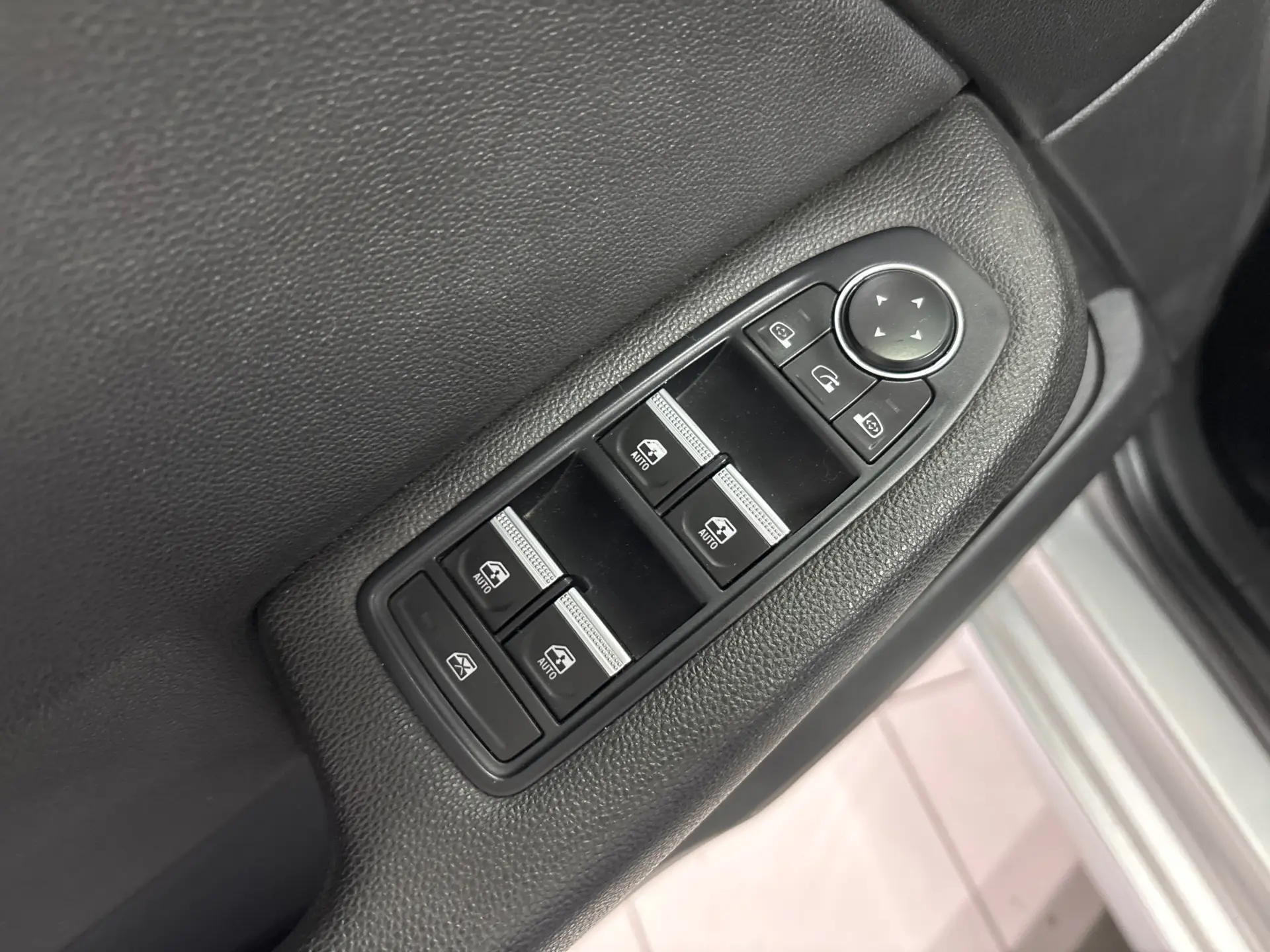 Renault Clio Exclusive 24