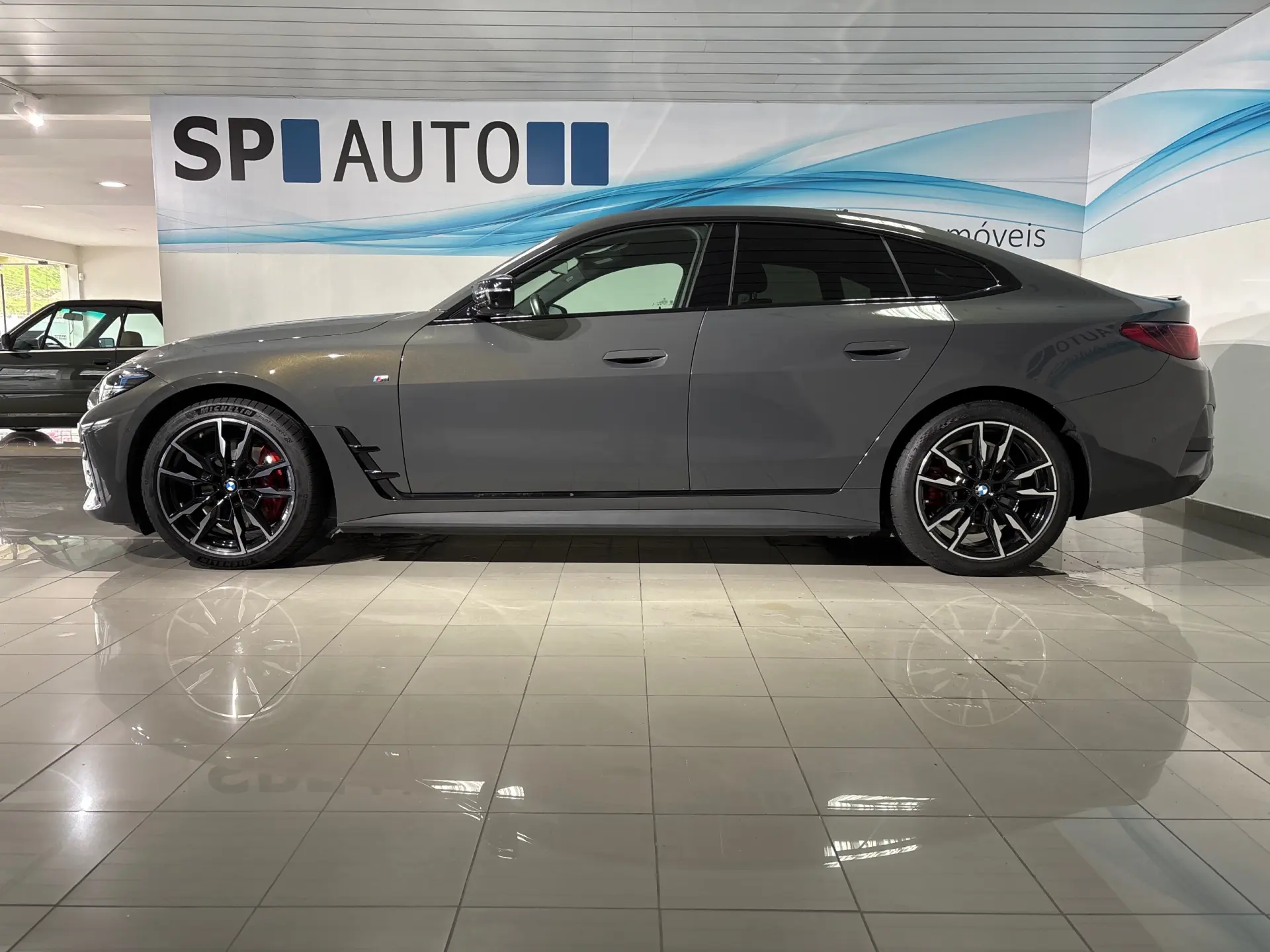 BMW i4 M50 Pack Desportivo M Pro 4