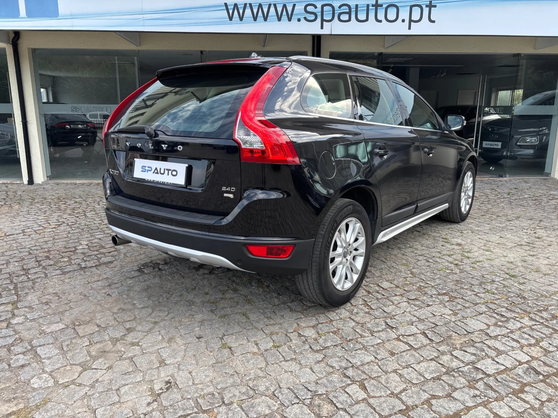 Volvo XC 60 2.4 D Drive Momentum 28
