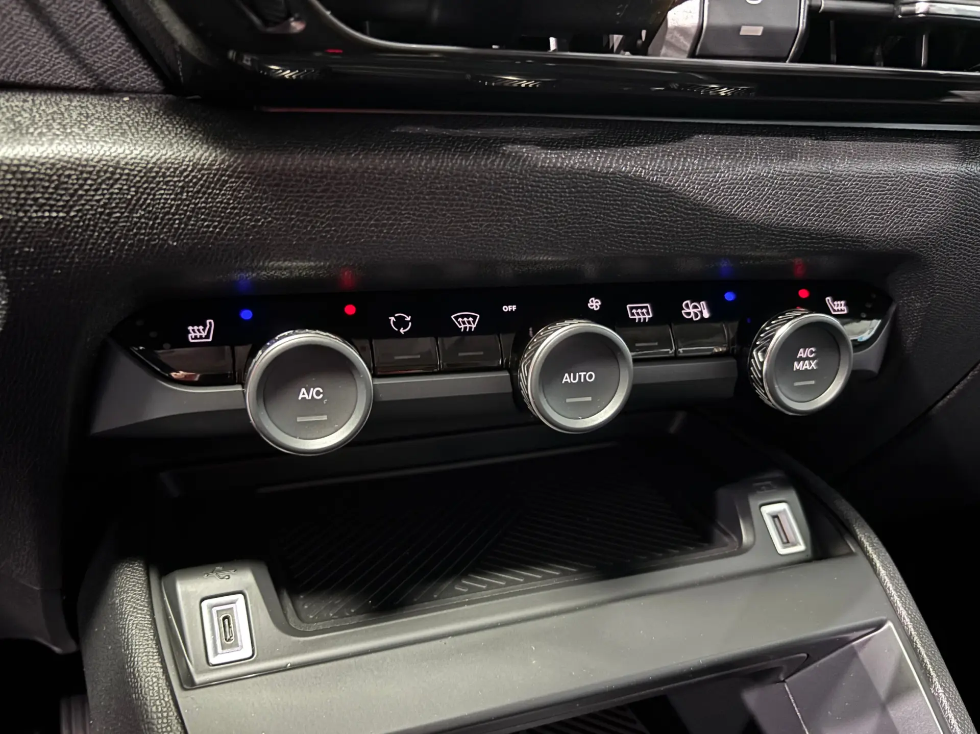 Citroën C4 1.2 PureTech Plus 14