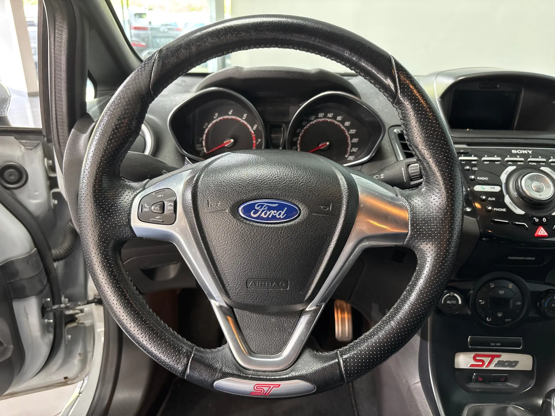 Ford Fiesta 1.6 EcoBoost ST200 18