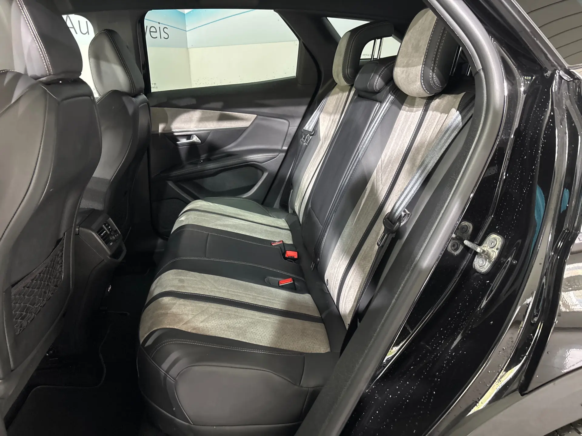 Peugeot 3008 1.6 Hybrid GT Line e-EAT8 11