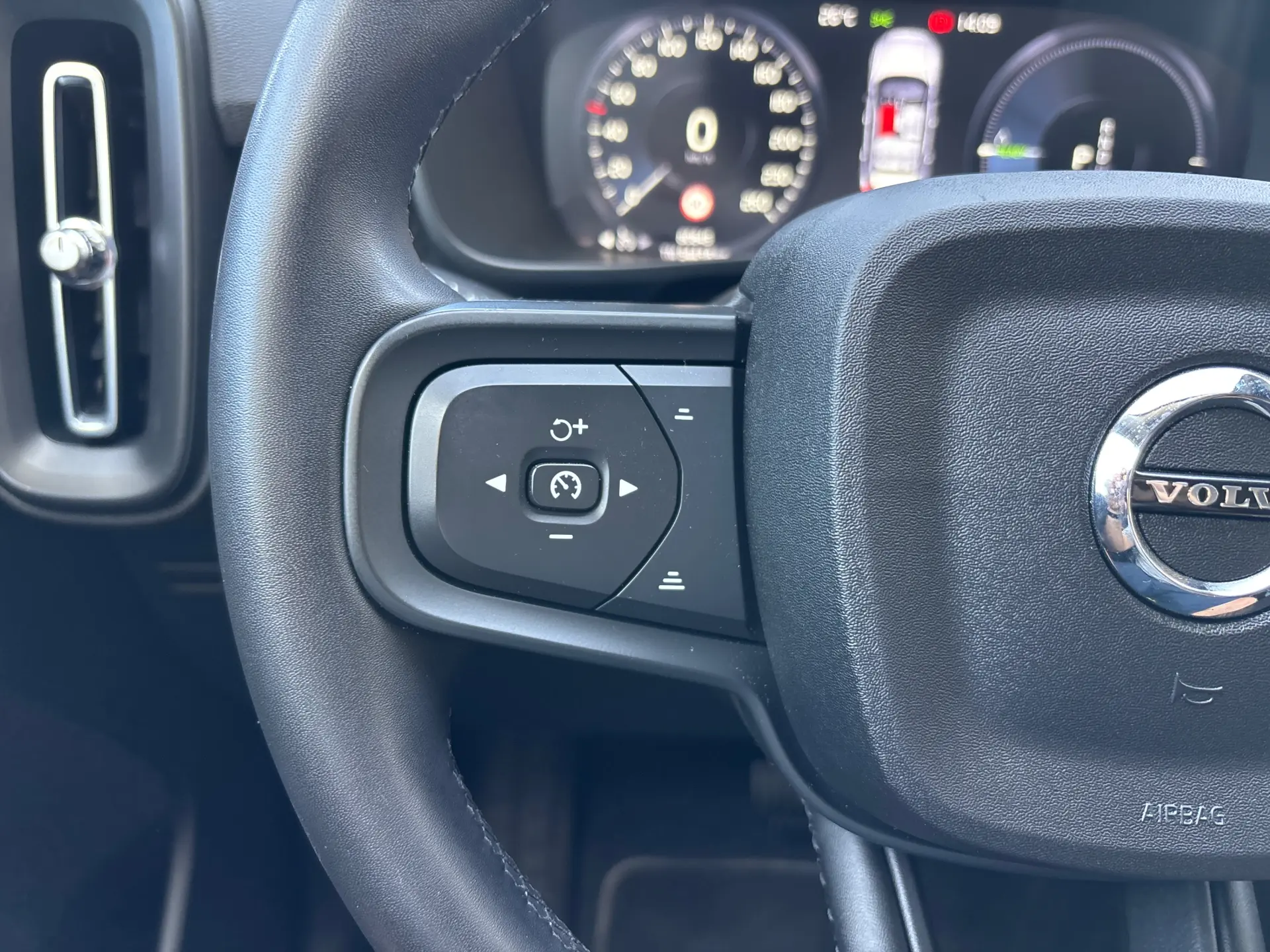 Volvo XC 40 1.5 T4 PHEV Inscription Expression 21