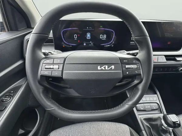 Kia Stonic 6