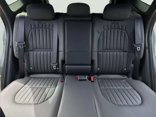 Kia Seltos 1.6 T-GDi X-Line 7DCT 8