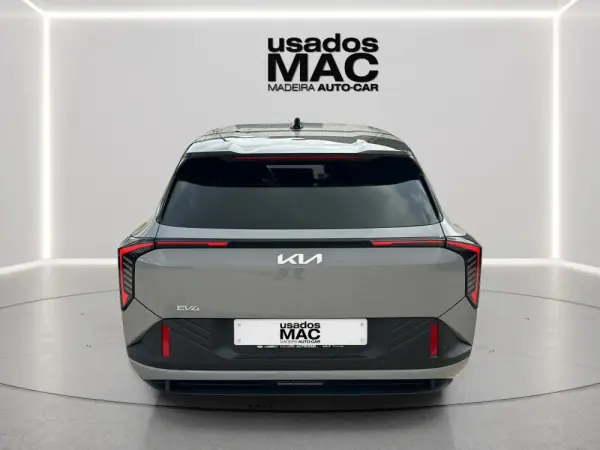 Kia EV4 2