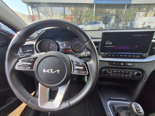 Kia XCeed Outro 8