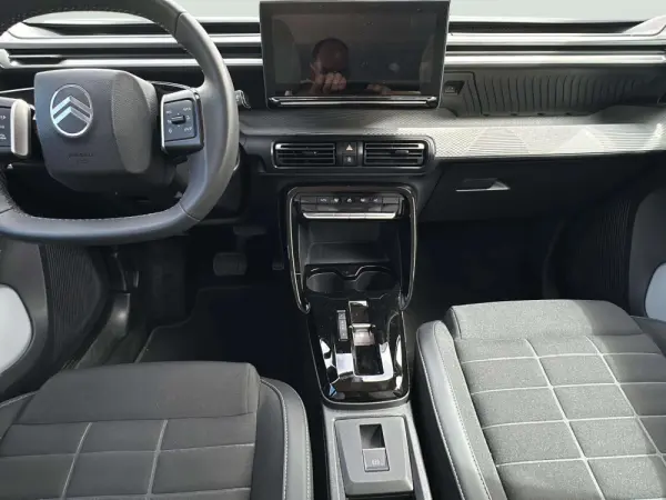 Citroen e-C3 44 kWh You Pack Plus 8