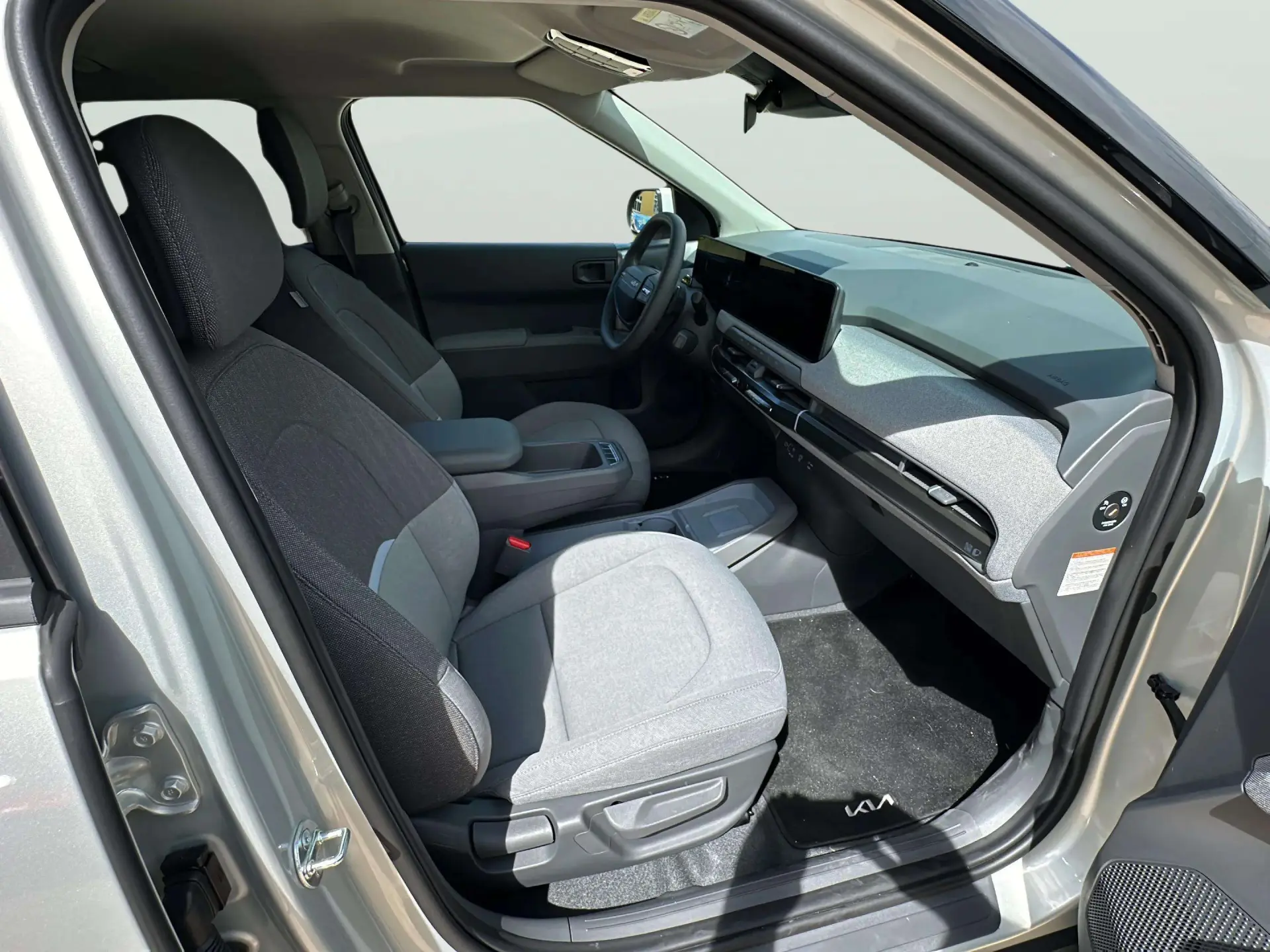 Kia EV3 7