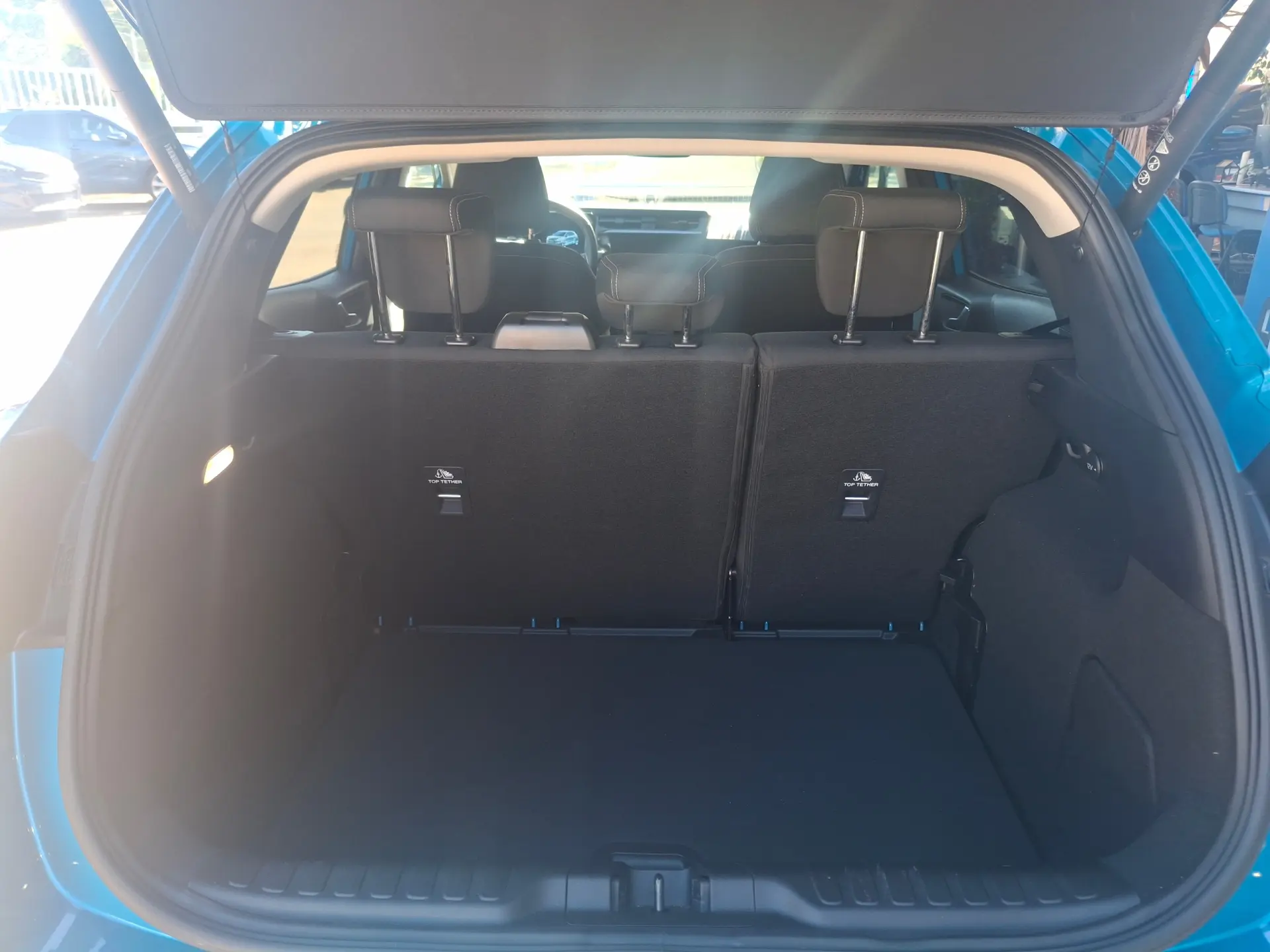 Ford Puma Gen-E 54 kWh 5