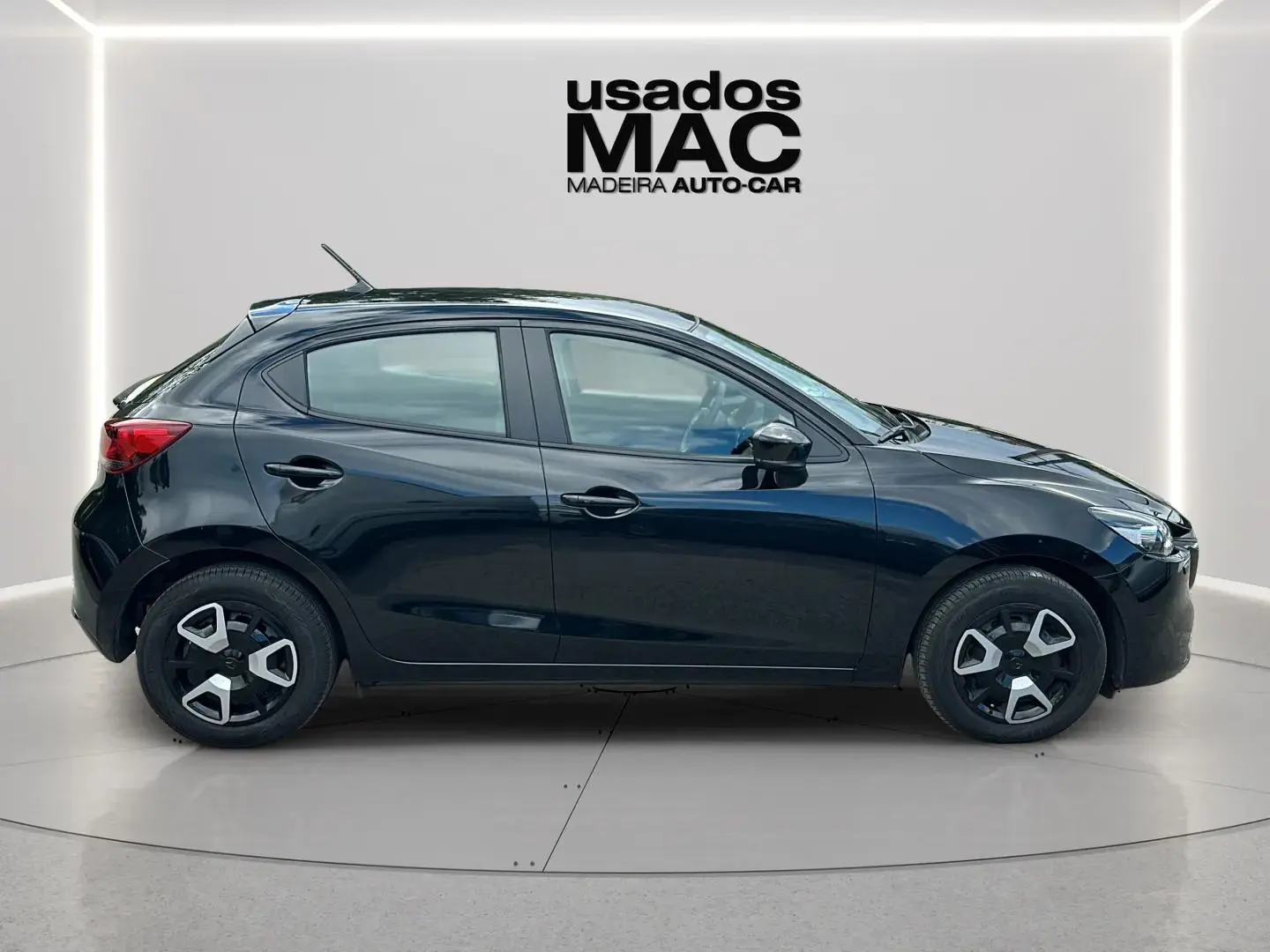 Mazda 2 1.5 E-Skyactiv G 90cv Centre-Line 5P cvm 6 vlc. 3