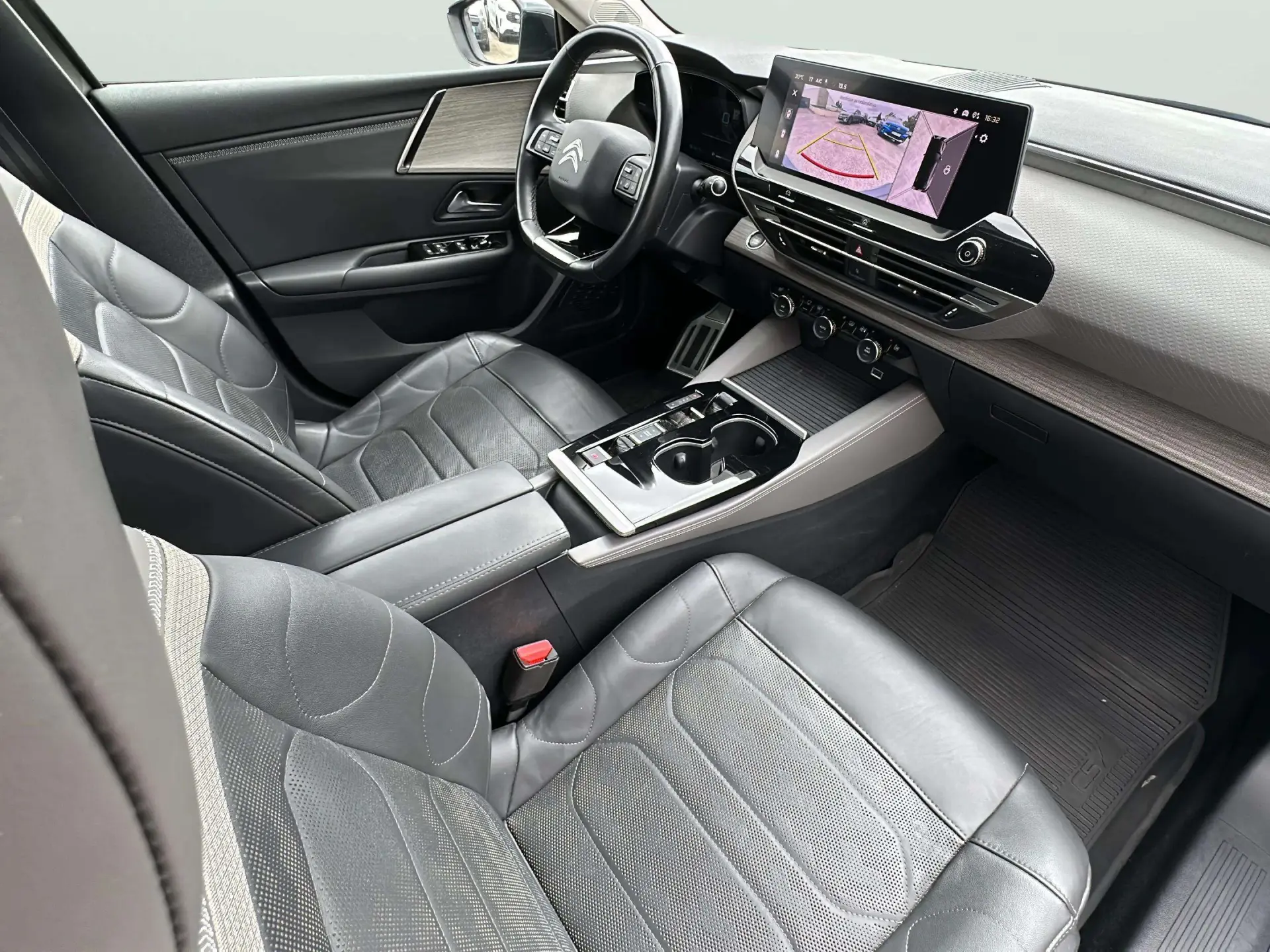Citroen C5 X Outro 8