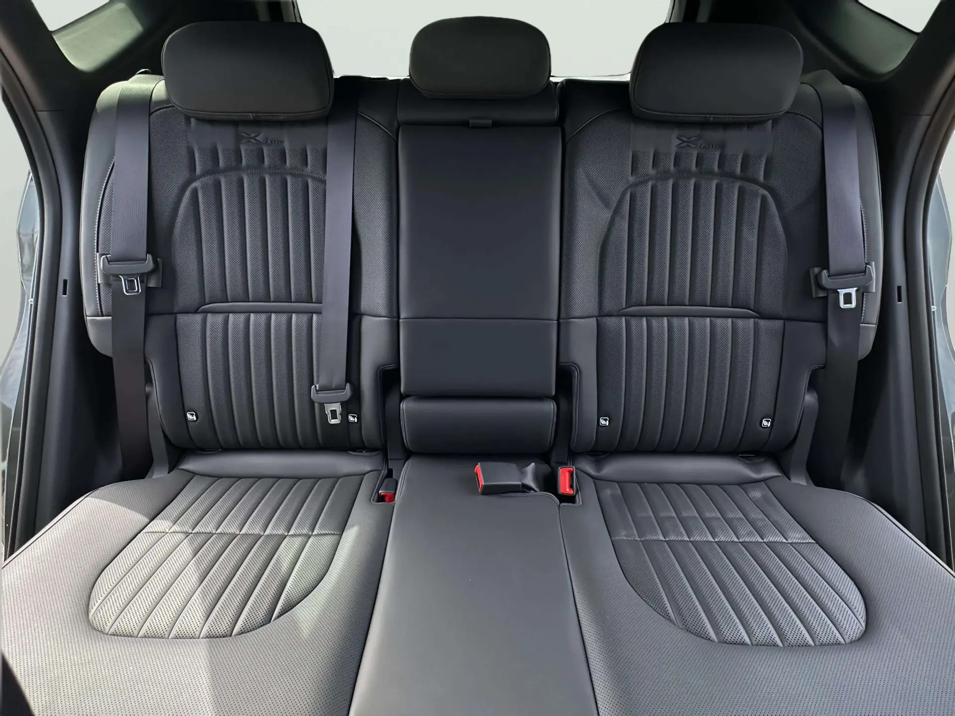 Kia Seltos 1.6 T-GDi X-Line 7DCT 8