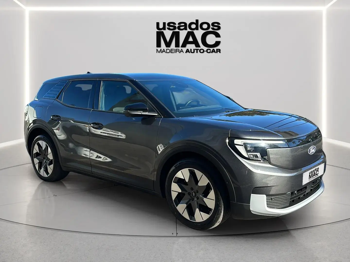 Ford Explorer 1