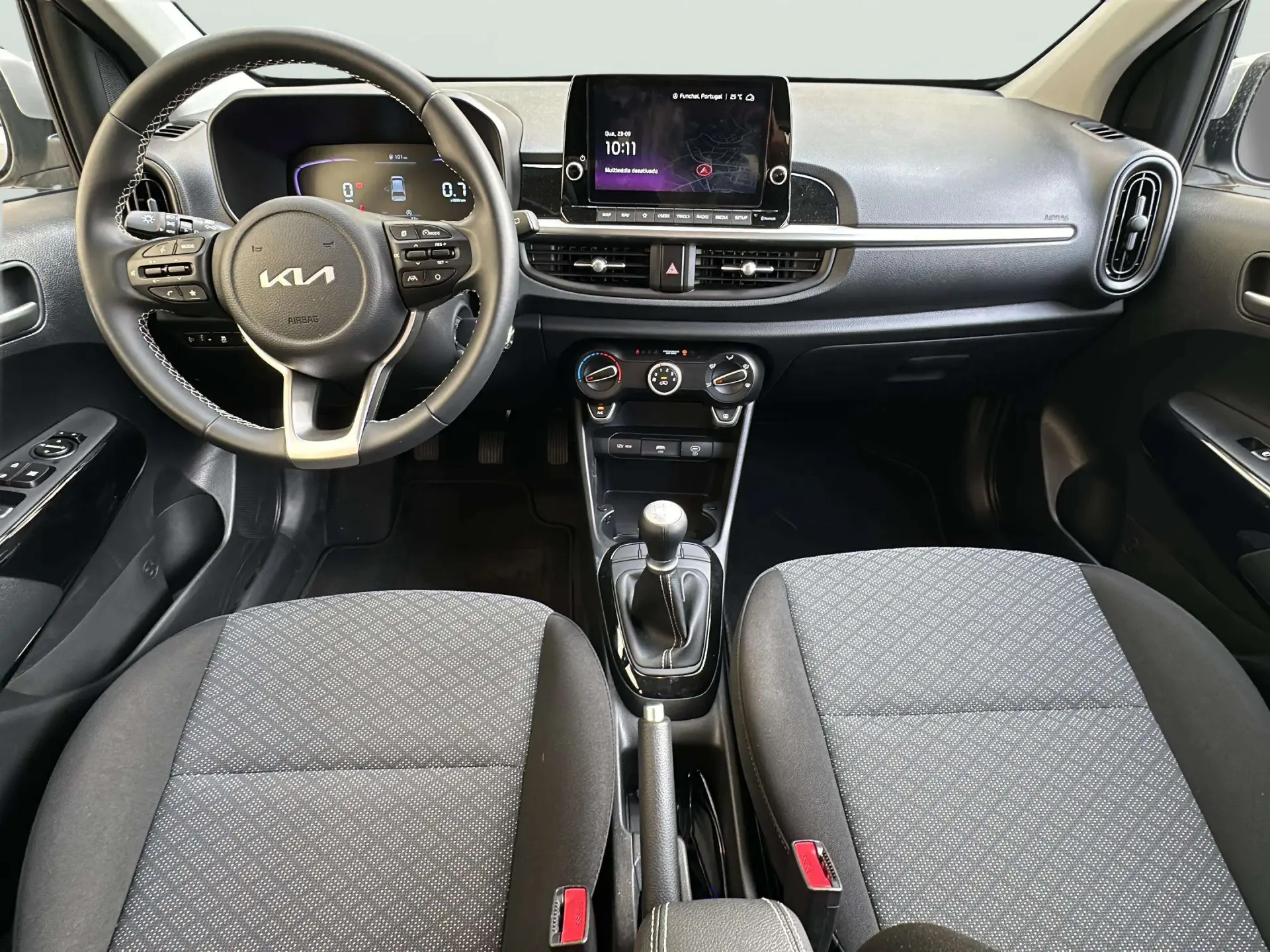 Kia Picanto 1.0 MPi Urban 8
