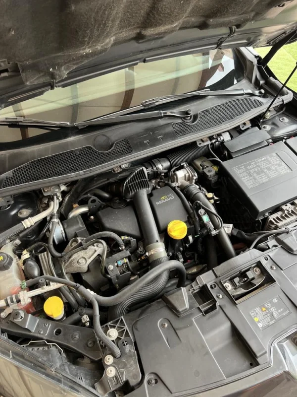 Renault Mégane Sport Tourer 1.5 dCi GT Line EDC 11