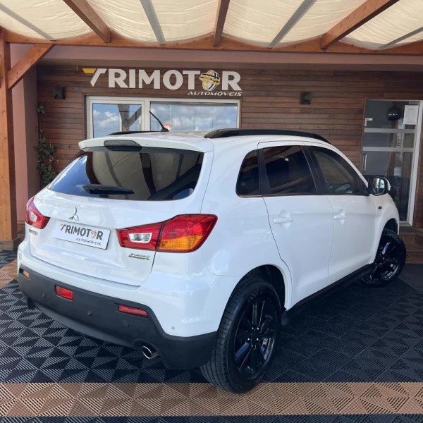Mitsubishi ASX 1.8 DI-D Intense 4