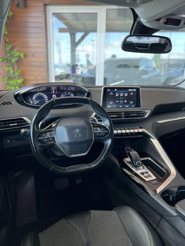 Peugeot 3008 1.5 BlueHDi Allure EAT8 7
